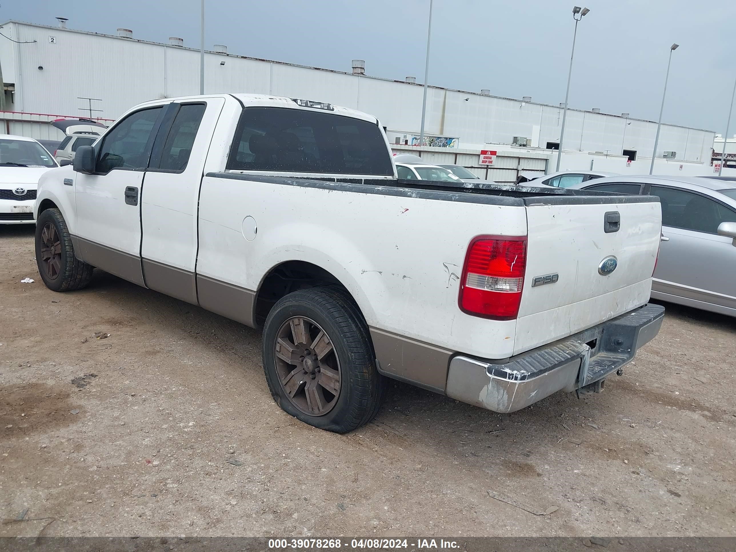 Photo 2 VIN: 1FTRX12W06FA09359 - FORD F-150 