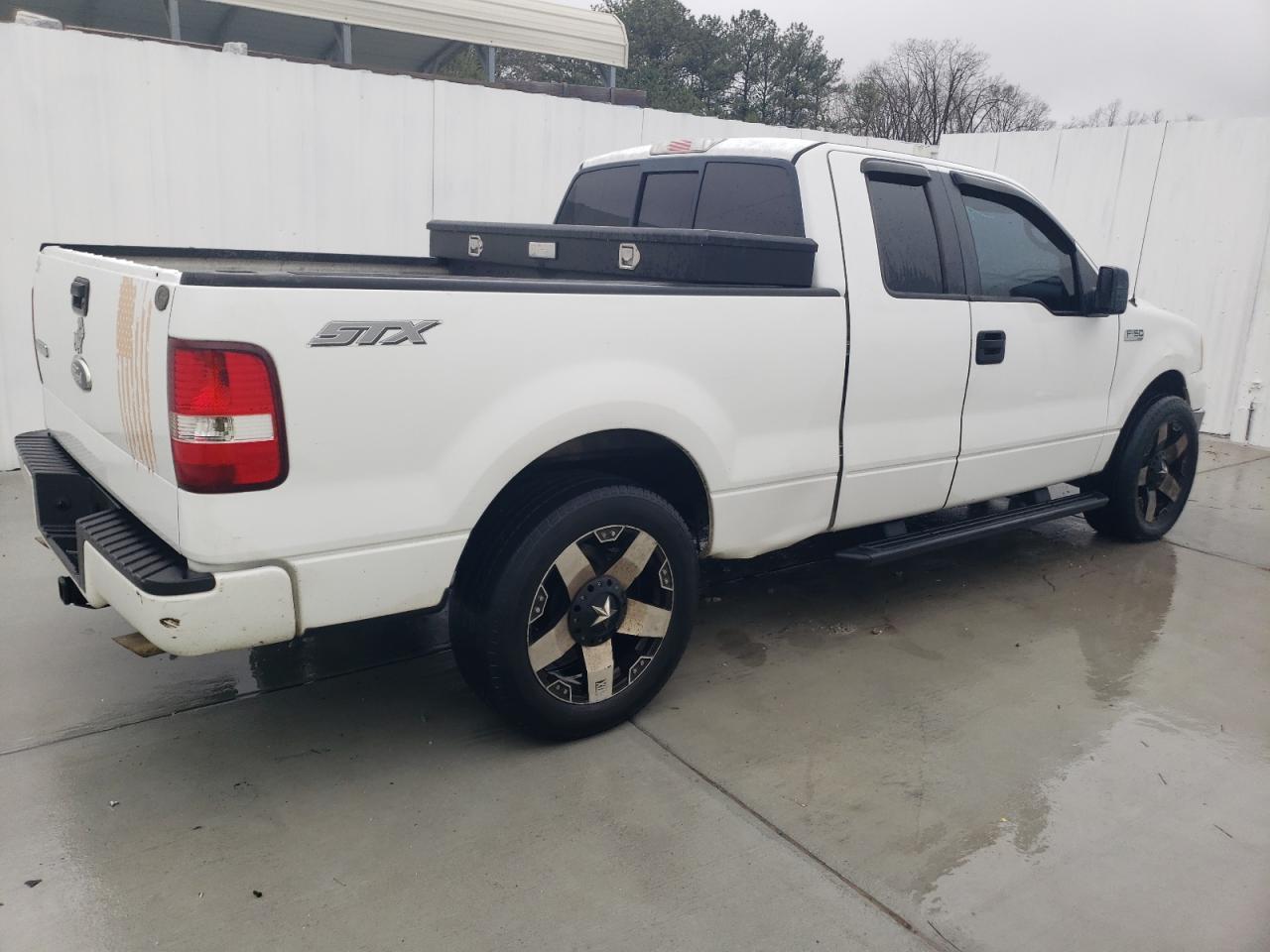 Photo 2 VIN: 1FTRX12W08FB22554 - FORD F-150 