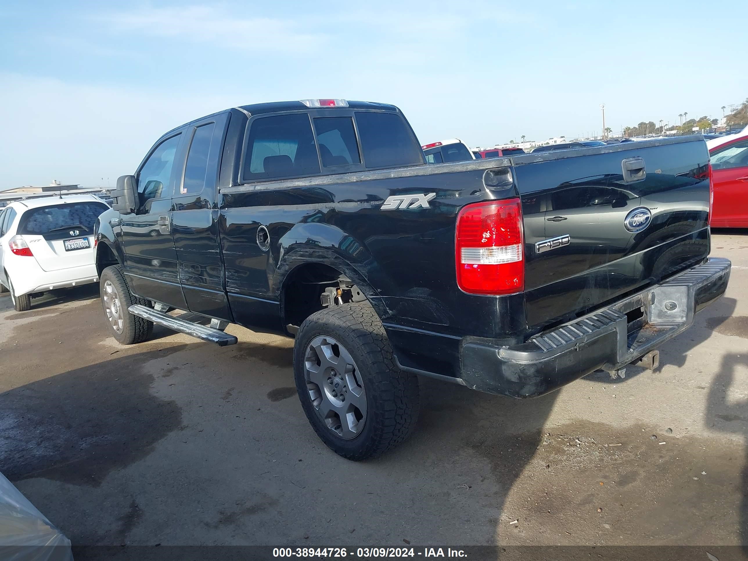 Photo 2 VIN: 1FTRX12W25FB40579 - FORD F-150 