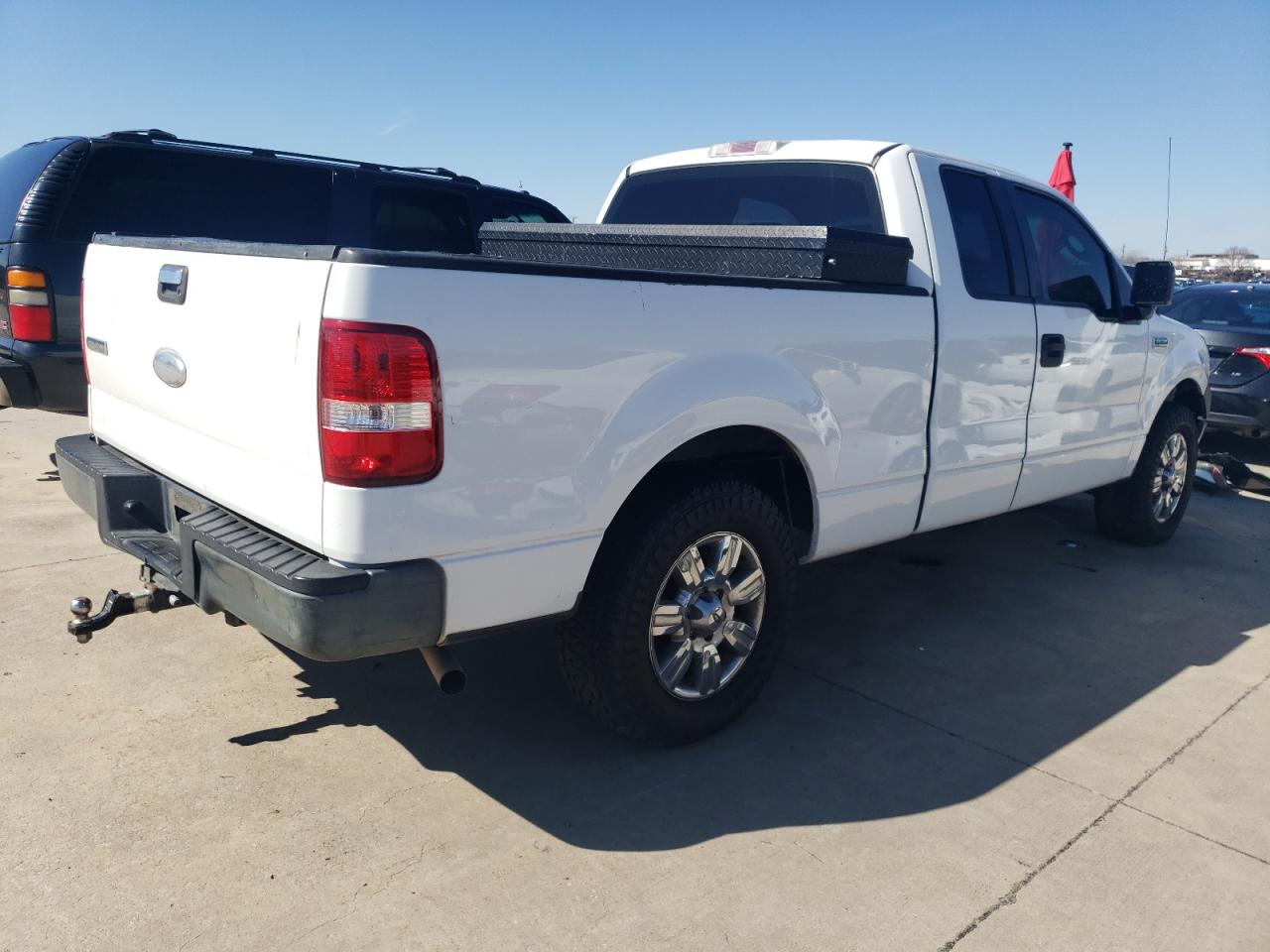 Photo 2 VIN: 1FTRX12W27FA30294 - FORD F-150 