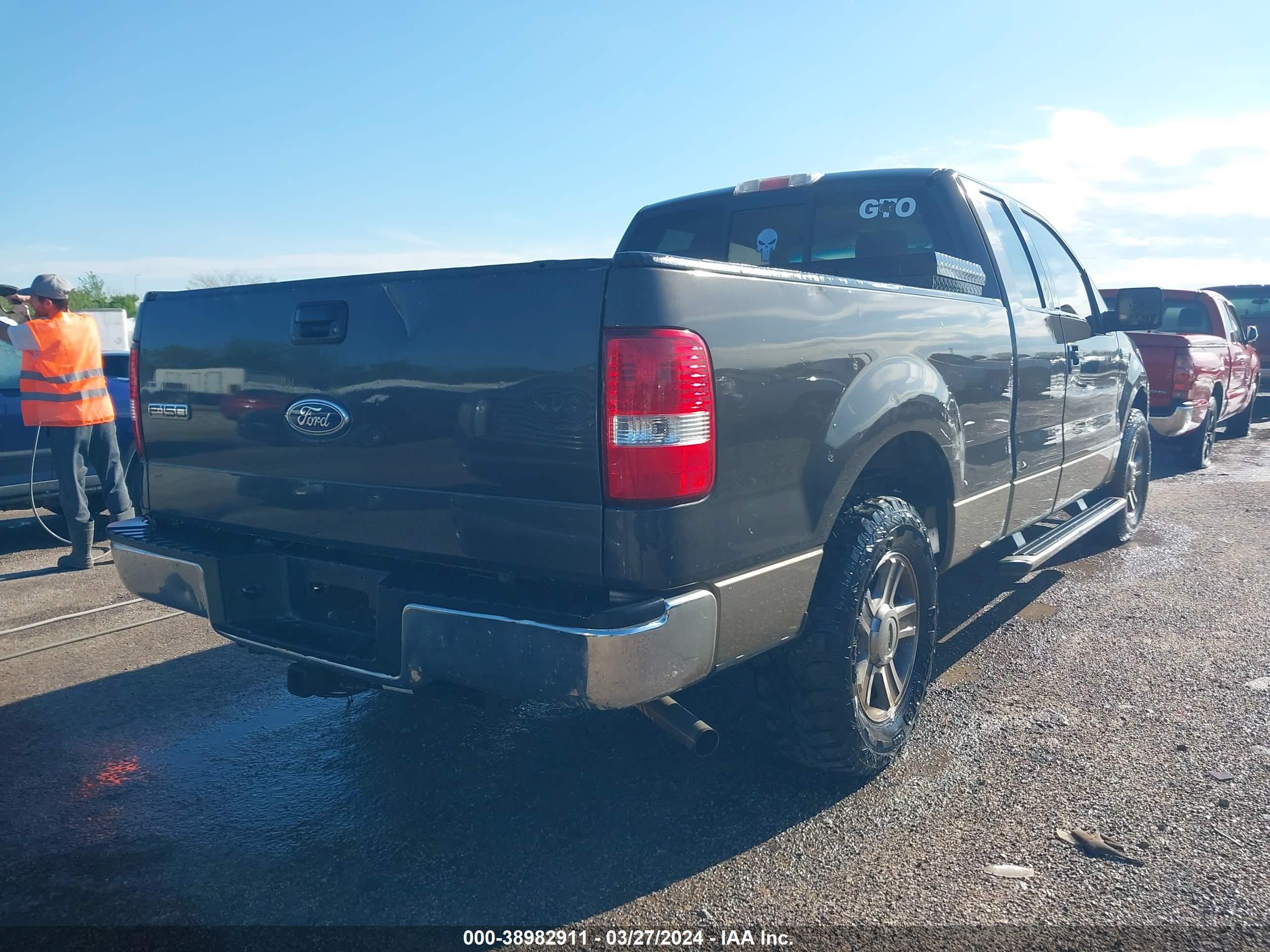 Photo 3 VIN: 1FTRX12W35NB68476 - FORD F-150 