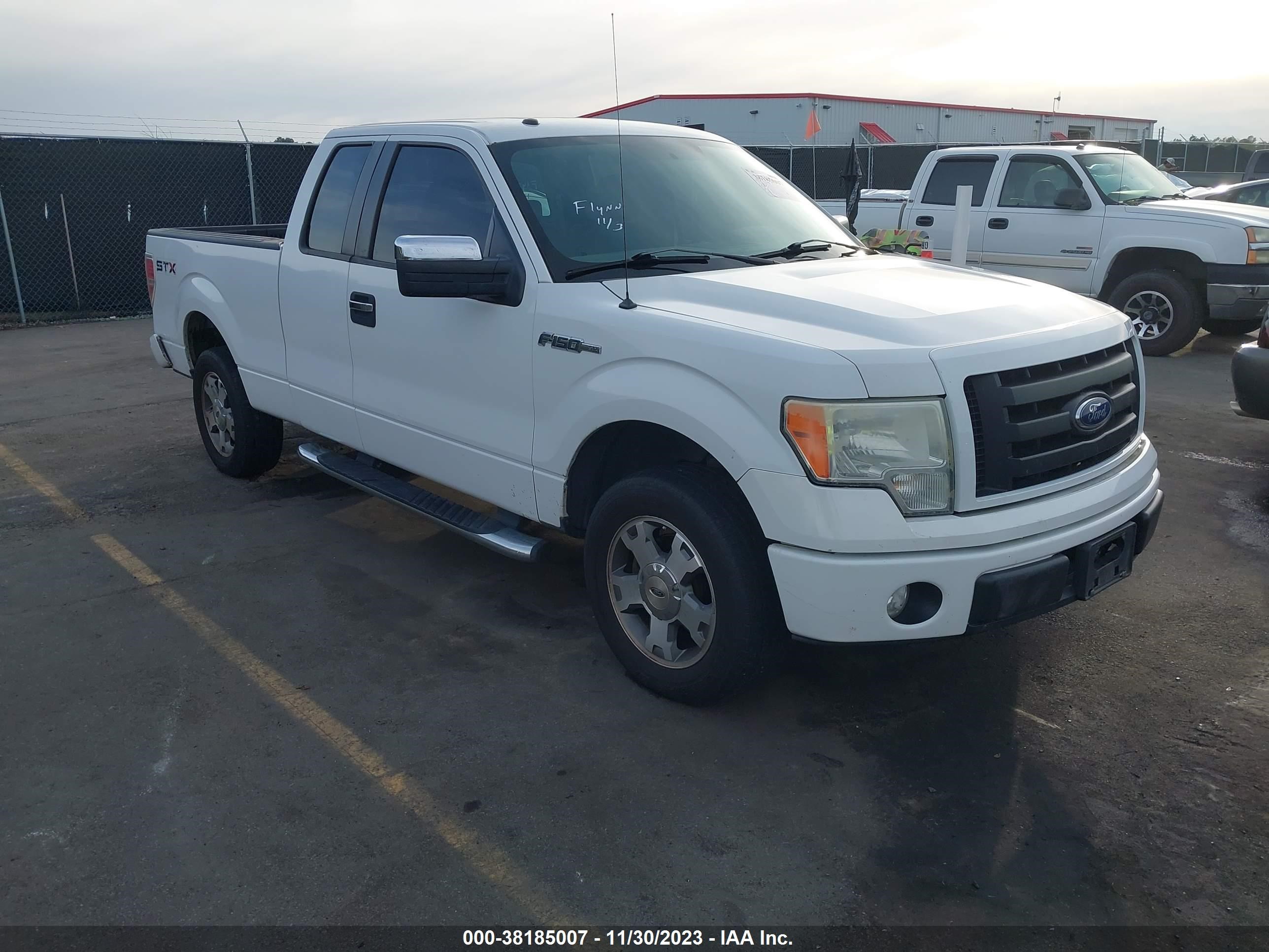 Photo 0 VIN: 1FTRX12W39FA61377 - FORD F-150 