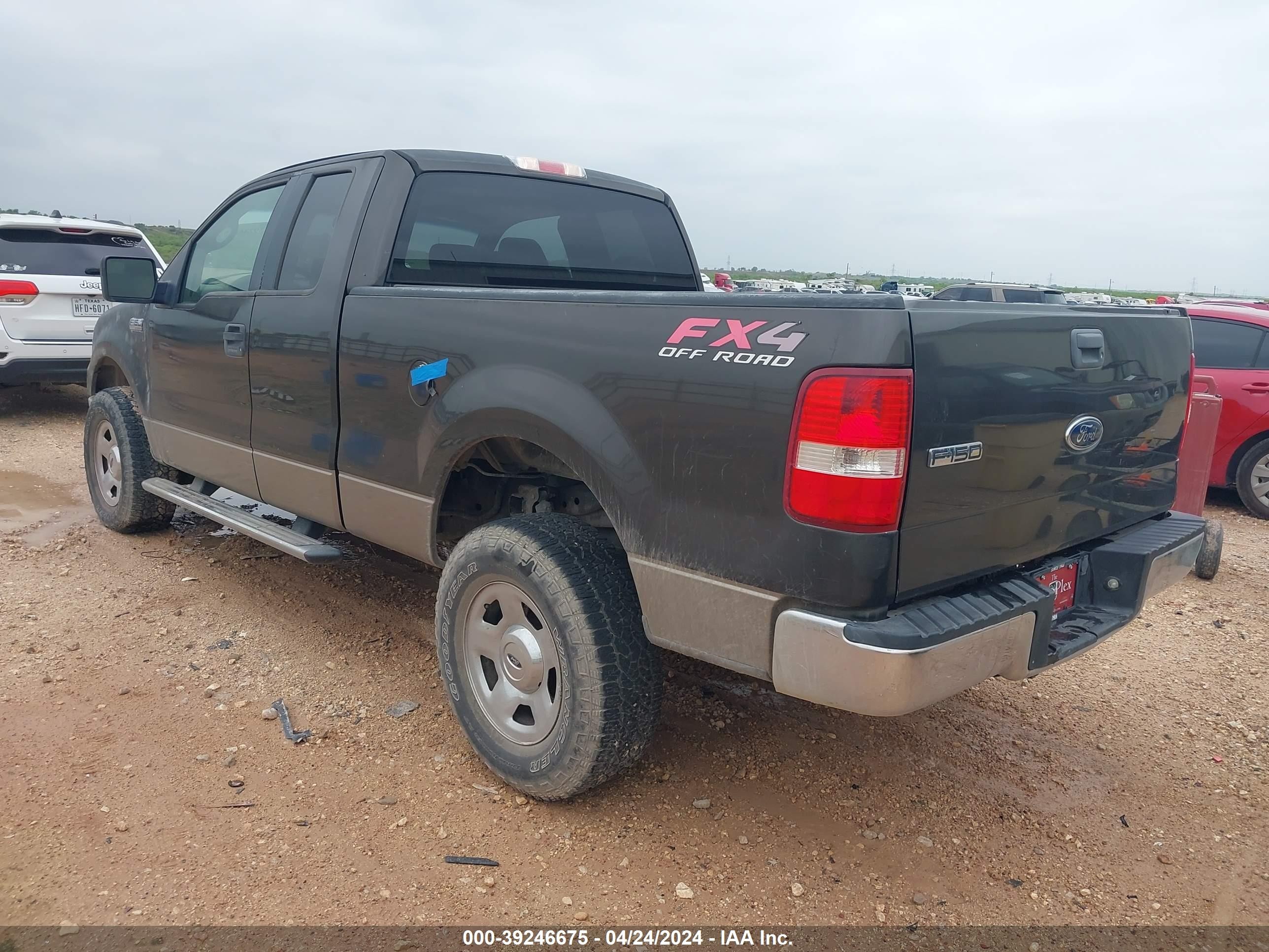 Photo 2 VIN: 1FTRX12W45NC00397 - FORD F-150 