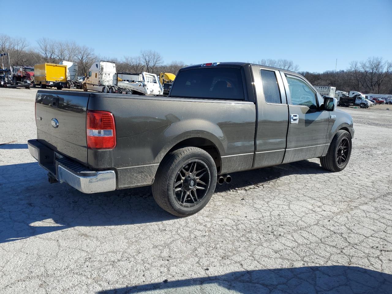 Photo 2 VIN: 1FTRX12W68FB69345 - FORD F-150 