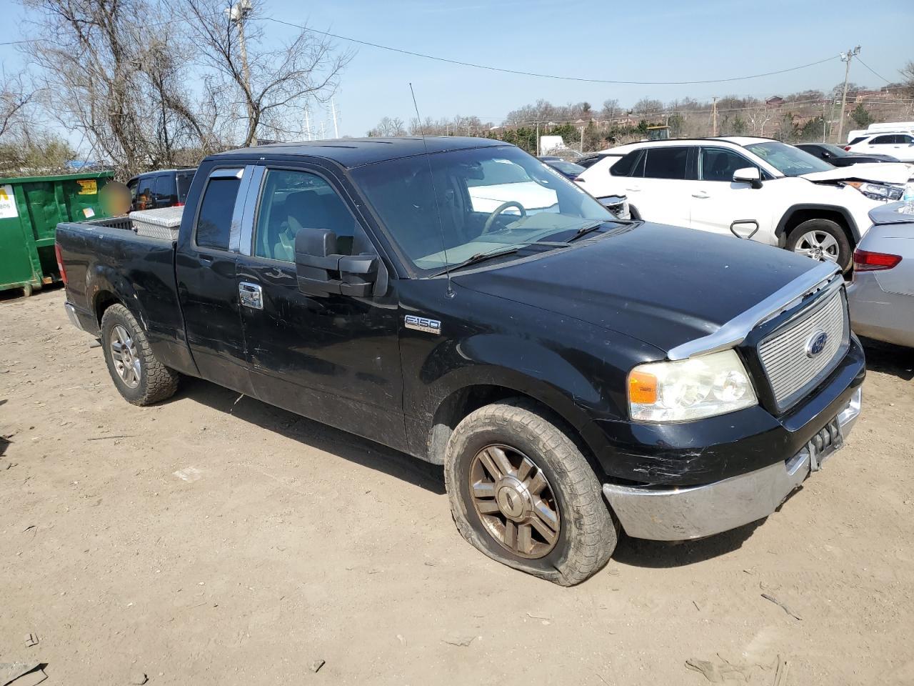 Photo 3 VIN: 1FTRX12W84NA73538 - FORD F-150 