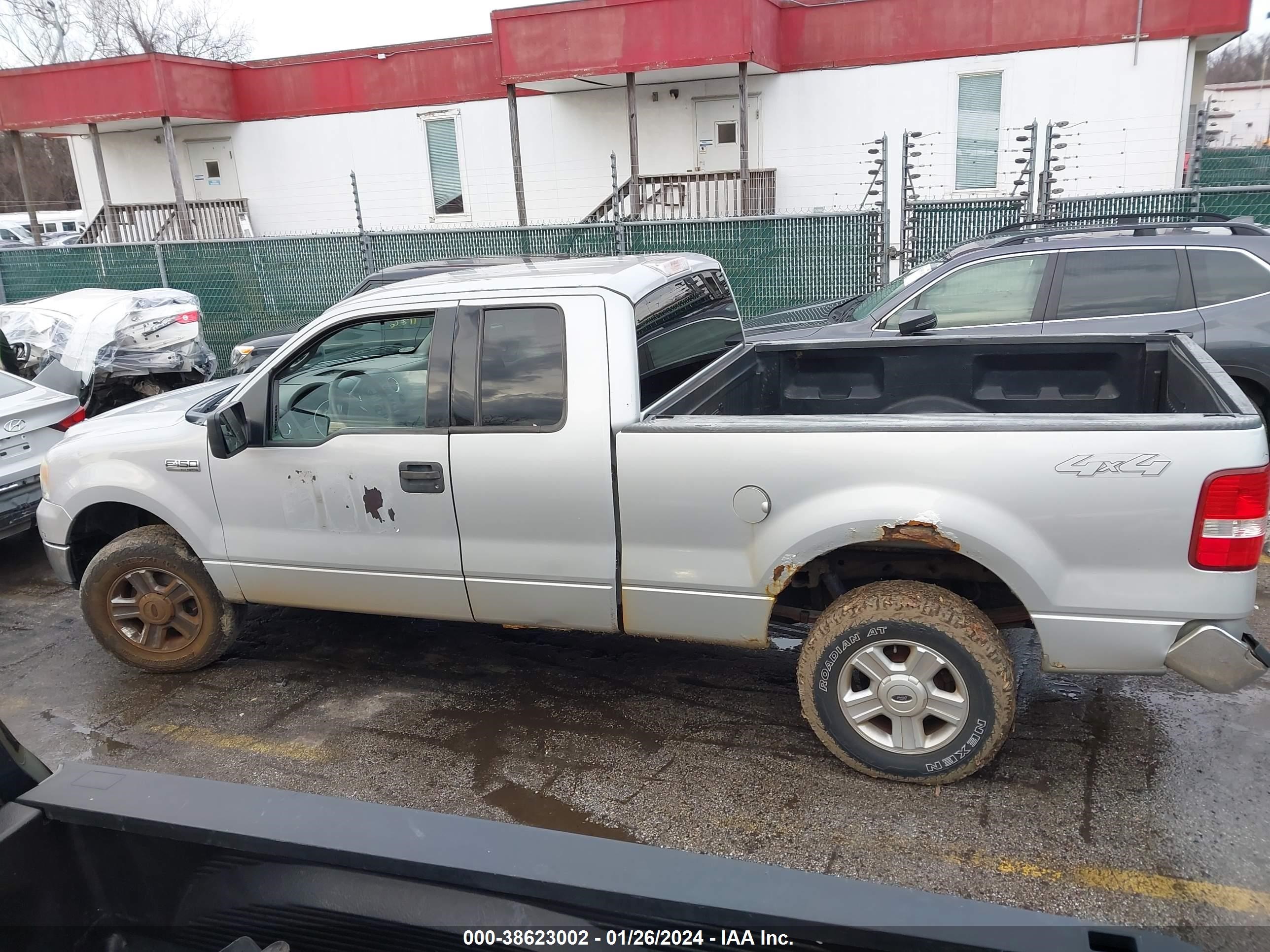 Photo 13 VIN: 1FTRX14W14NB23516 - FORD F-150 