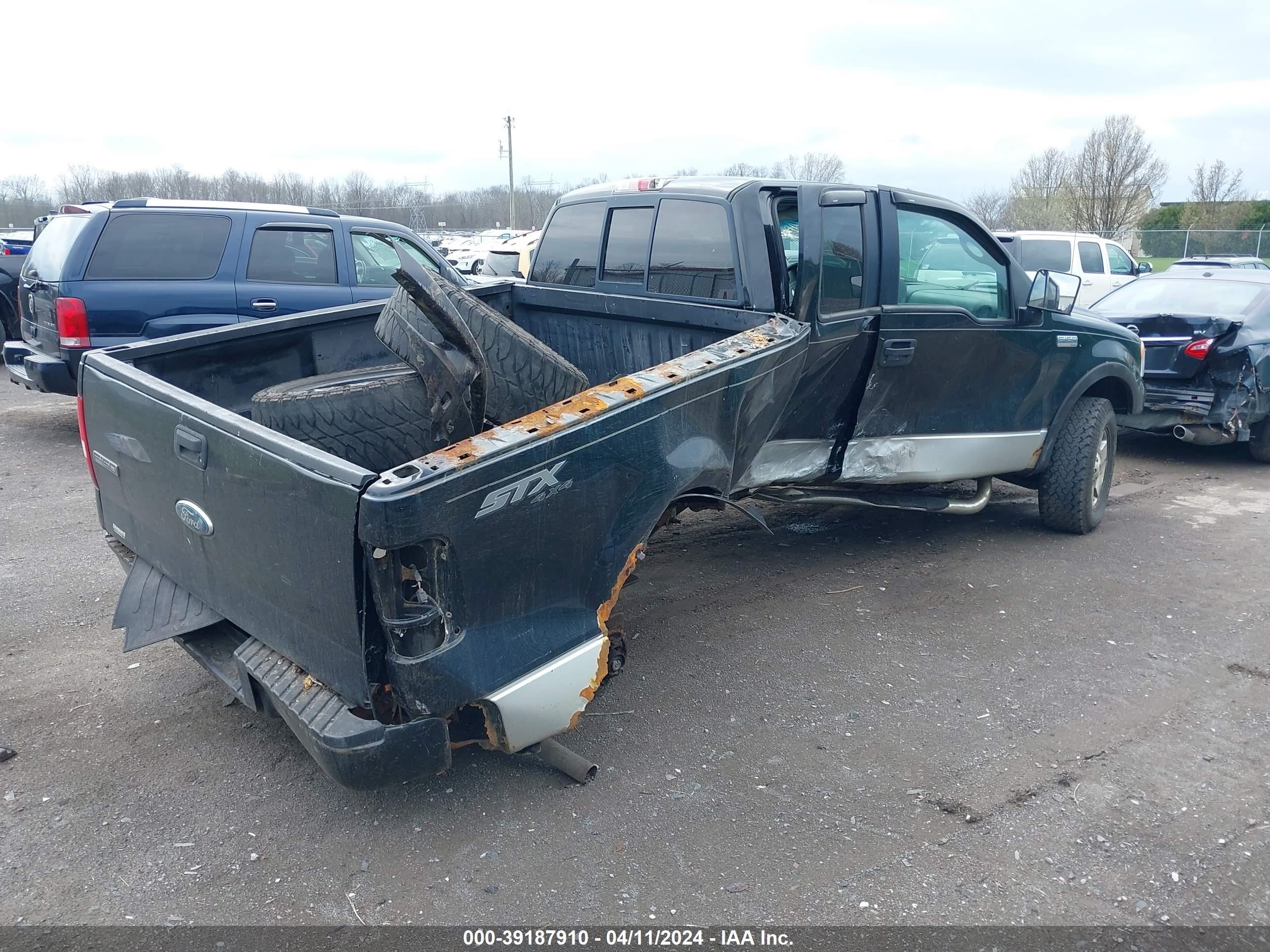 Photo 3 VIN: 1FTRX14W16NB33367 - FORD F-150 