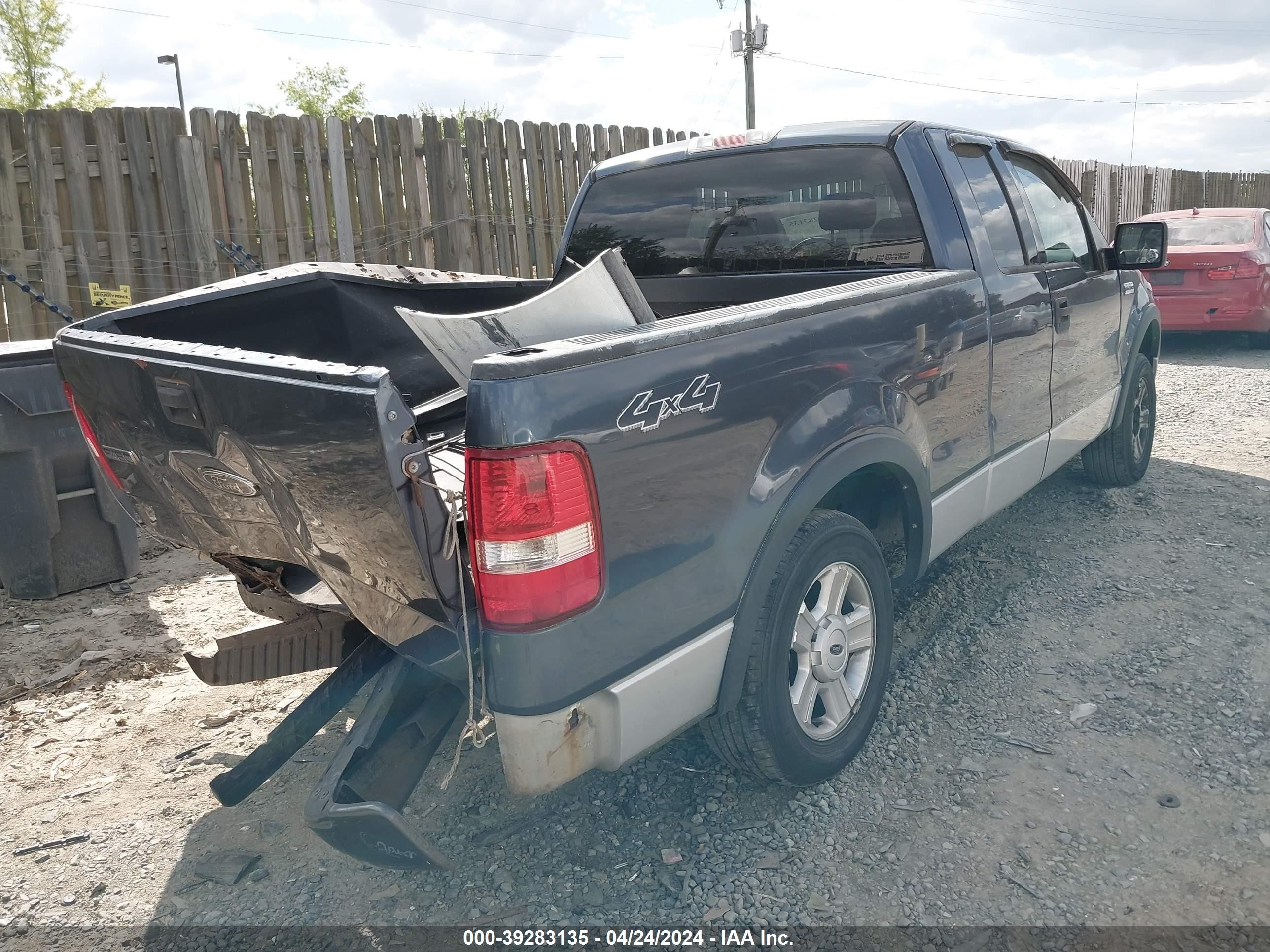 Photo 3 VIN: 1FTRX14W24NB31270 - FORD F-150 