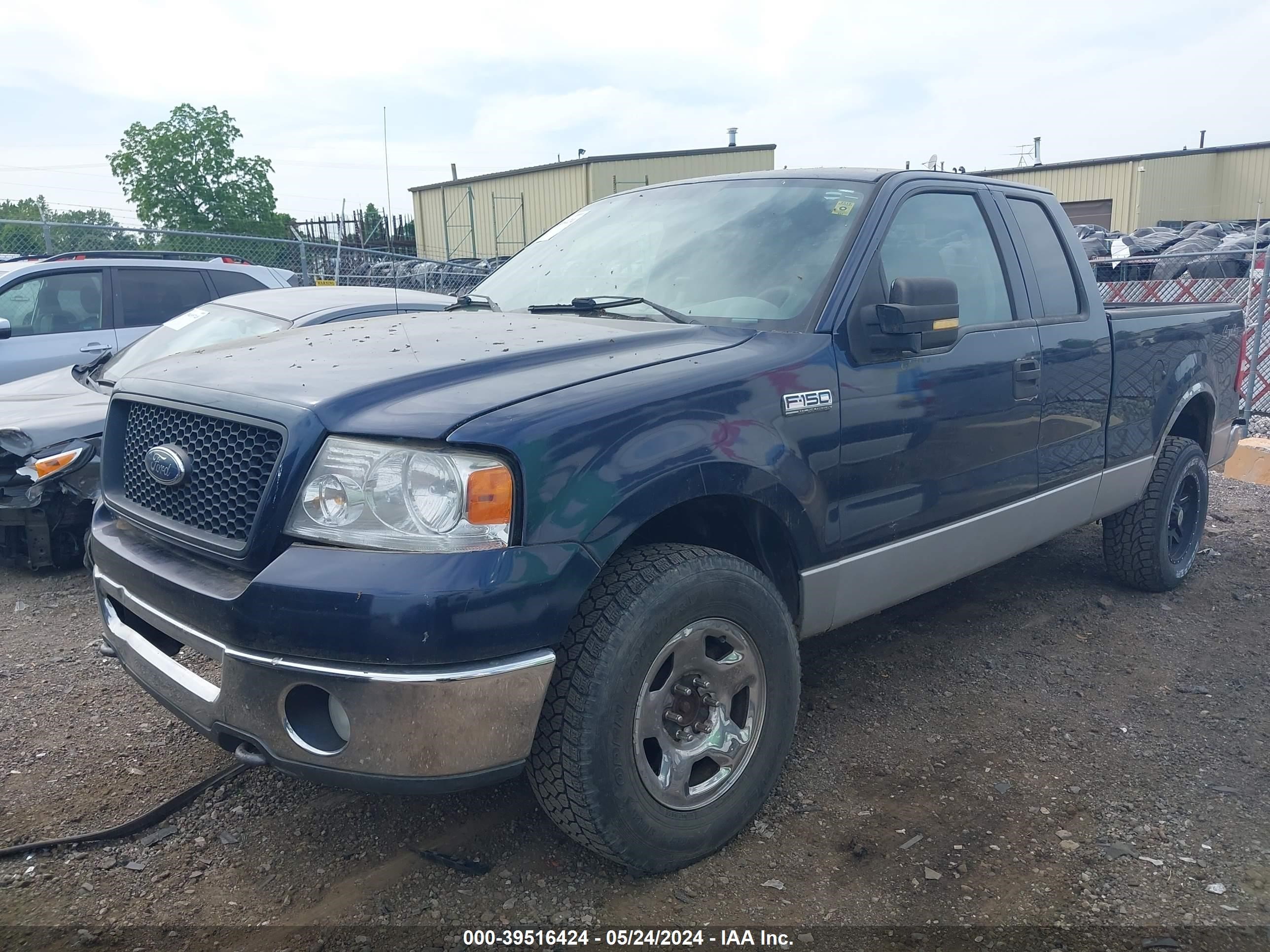 Photo 1 VIN: 1FTRX14W25NB56395 - FORD F-150 