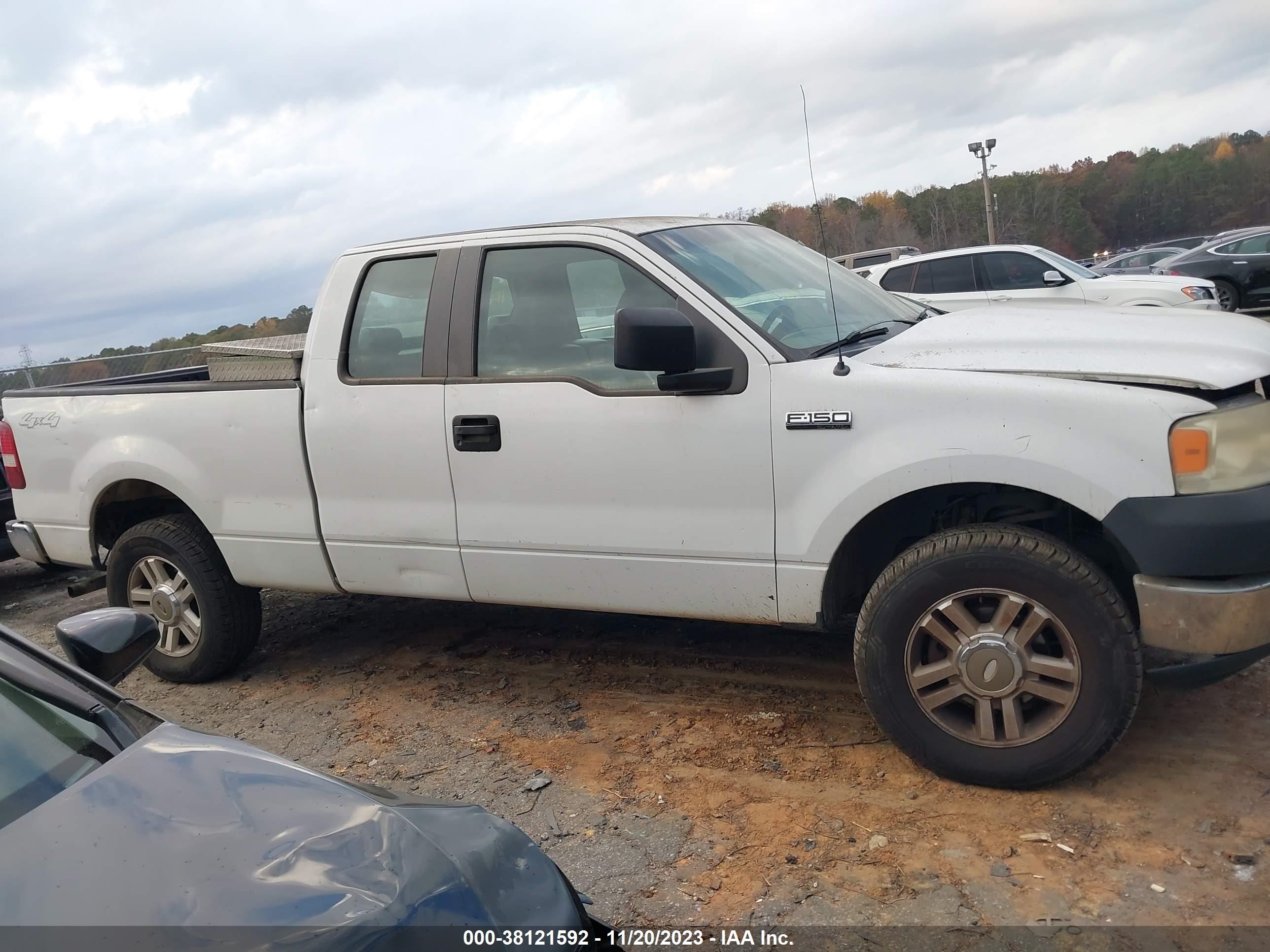 Photo 12 VIN: 1FTRX14W37FB89998 - FORD F-150 