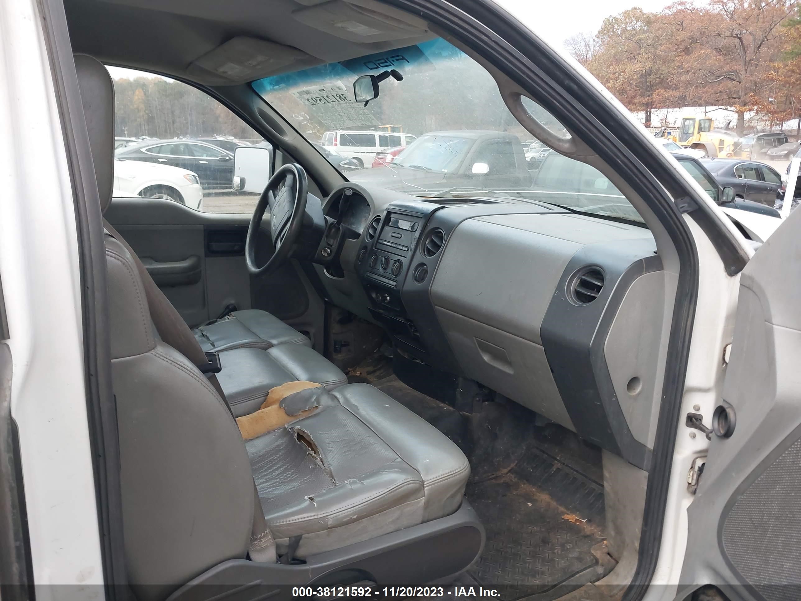 Photo 4 VIN: 1FTRX14W37FB89998 - FORD F-150 