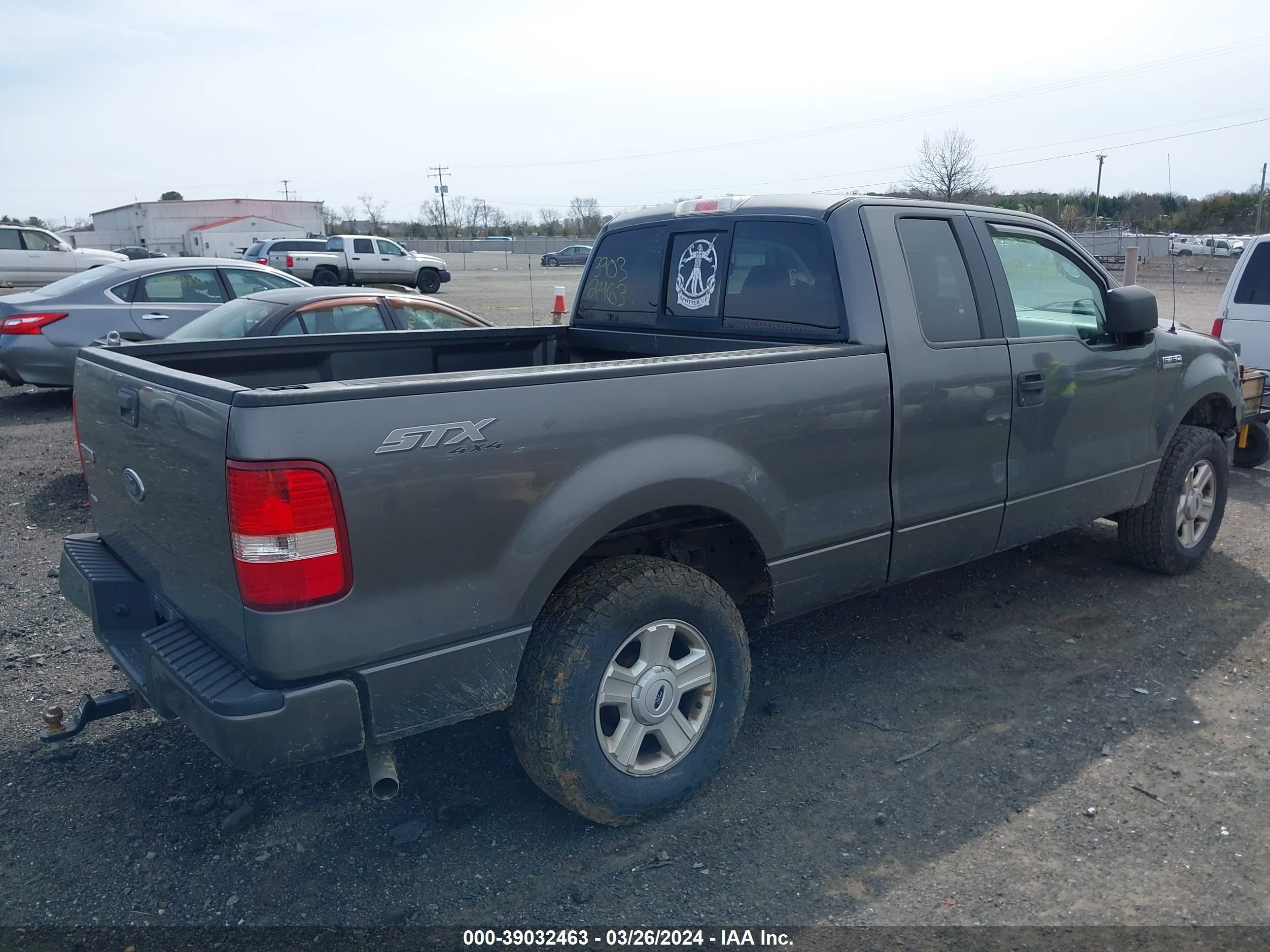 Photo 3 VIN: 1FTRX14W65NB54780 - FORD F-150 