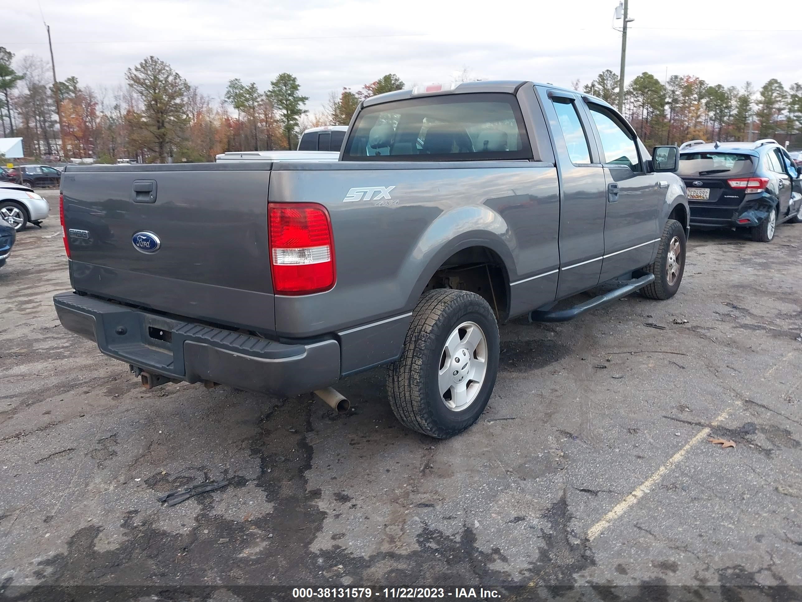 Photo 3 VIN: 1FTRX14W87FB26072 - FORD F-150 