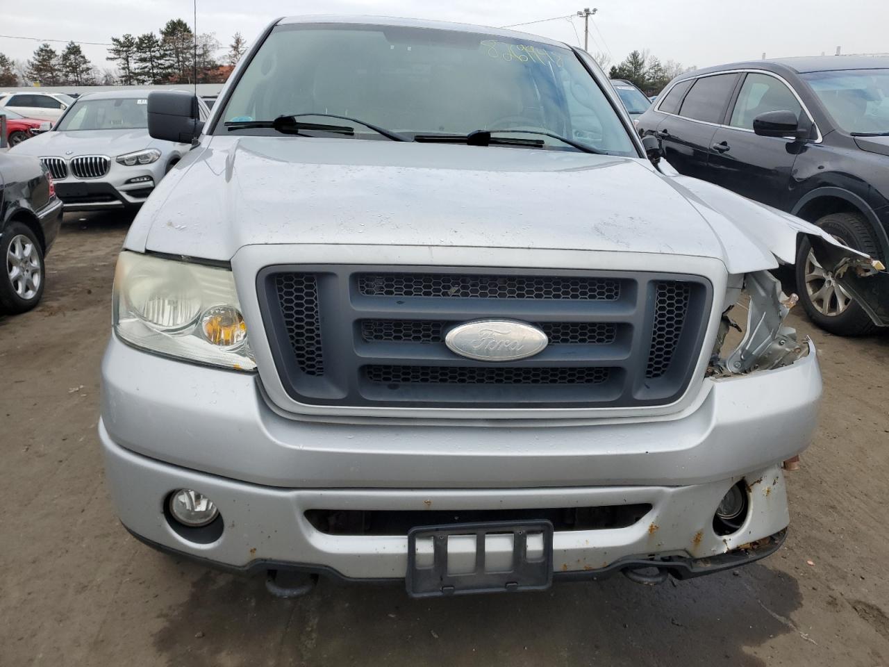 Photo 4 VIN: 1FTRX14W88FB76472 - FORD F-150 