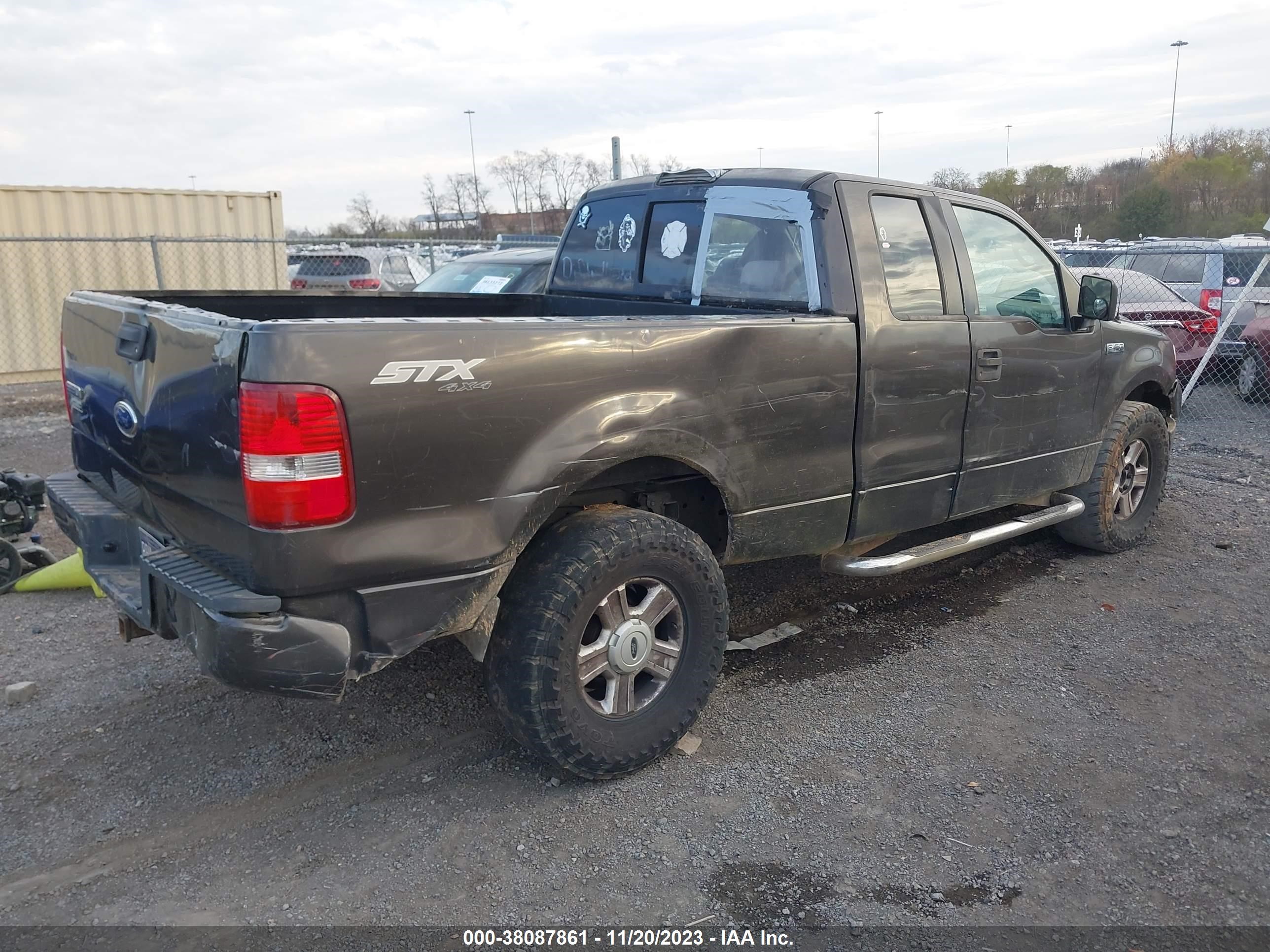 Photo 3 VIN: 1FTRX14WX5NA15915 - FORD F-150 