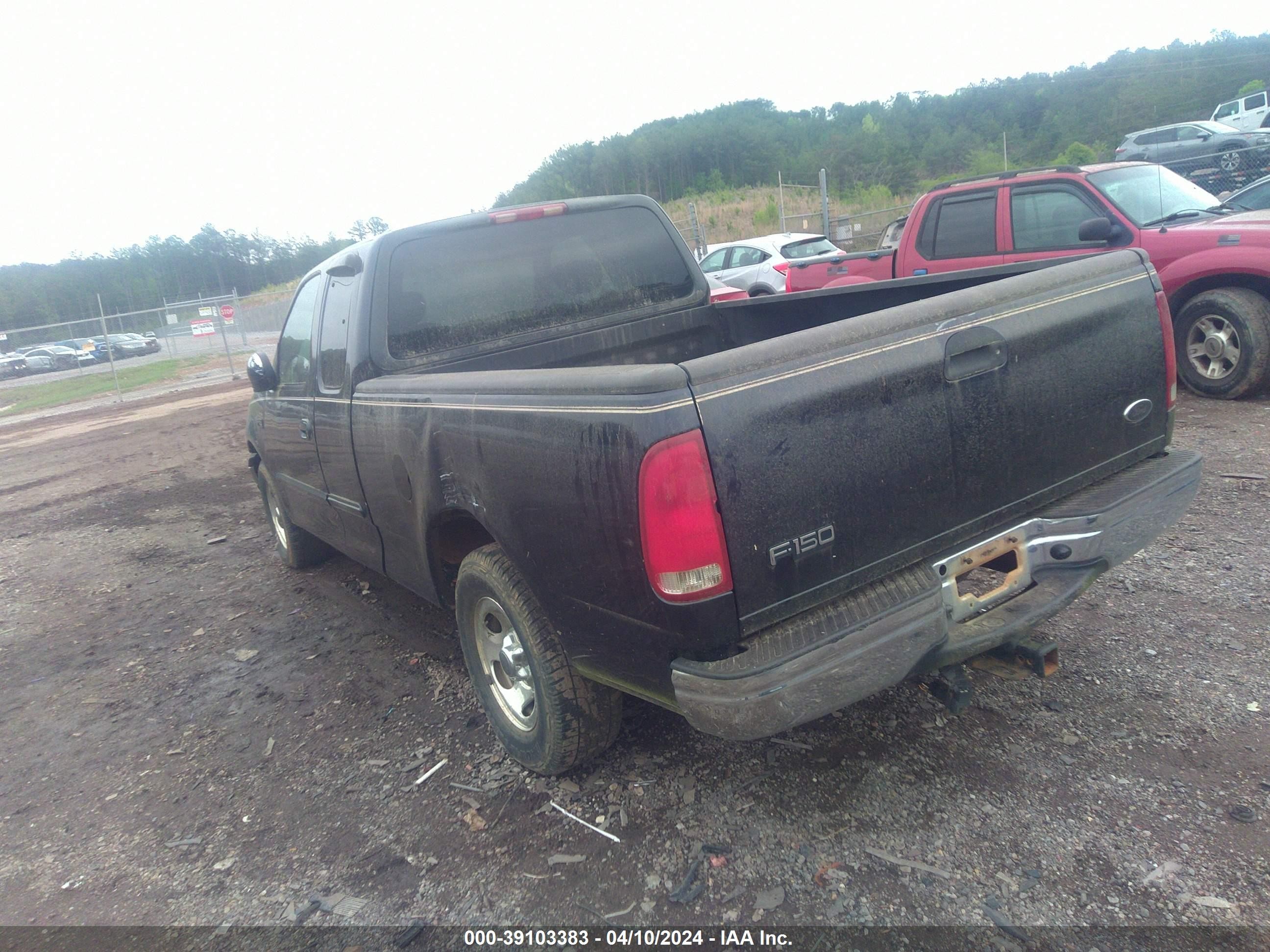 Photo 2 VIN: 1FTRX17202NA45087 - FORD F-150 