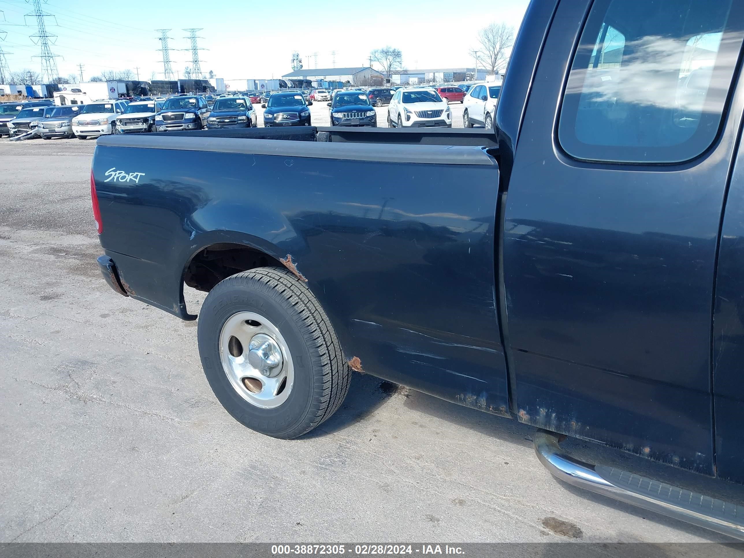 Photo 5 VIN: 1FTRX17293NA99778 - FORD F-150 