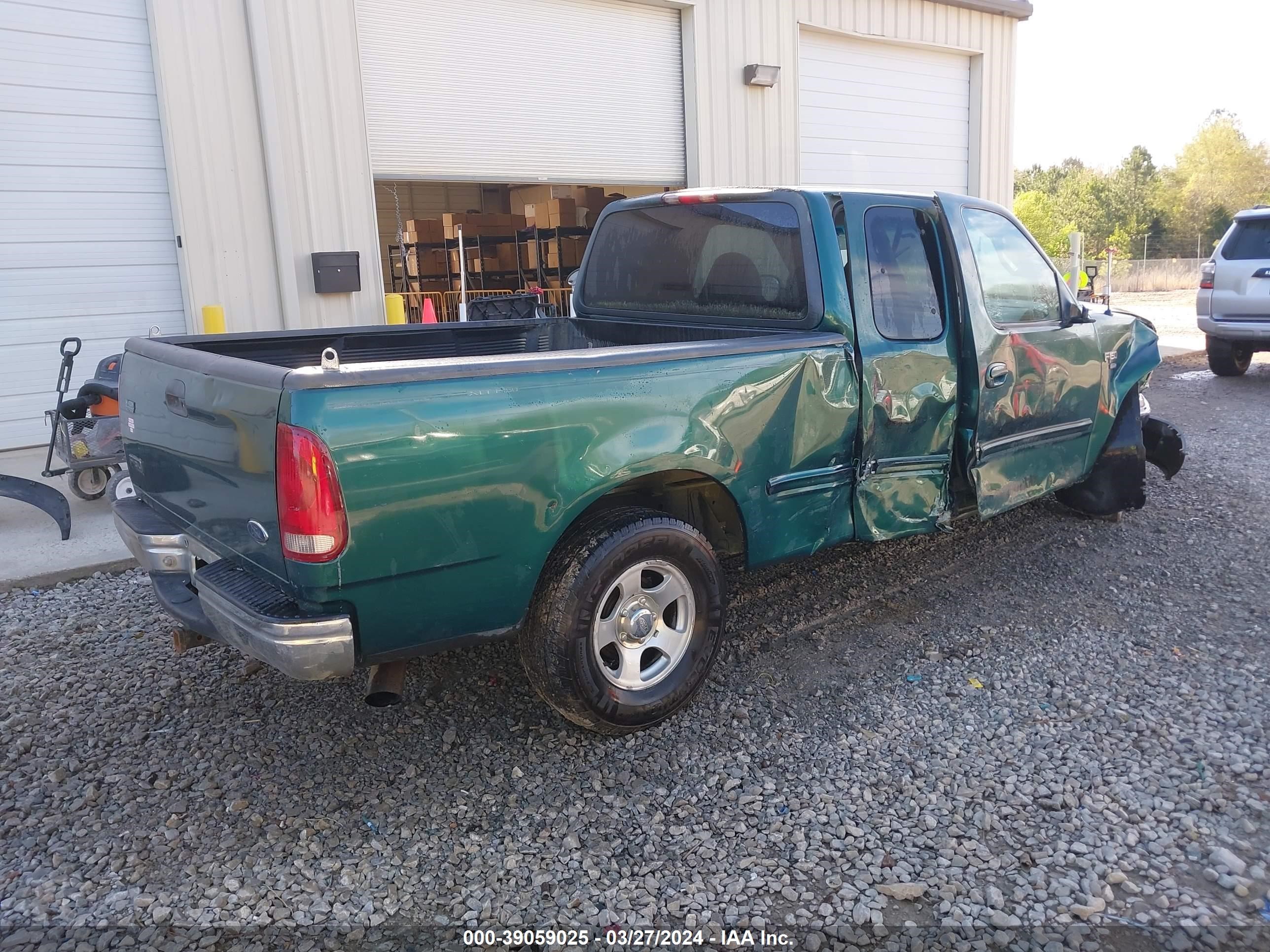 Photo 3 VIN: 1FTRX17L0XNA04815 - FORD F-150 