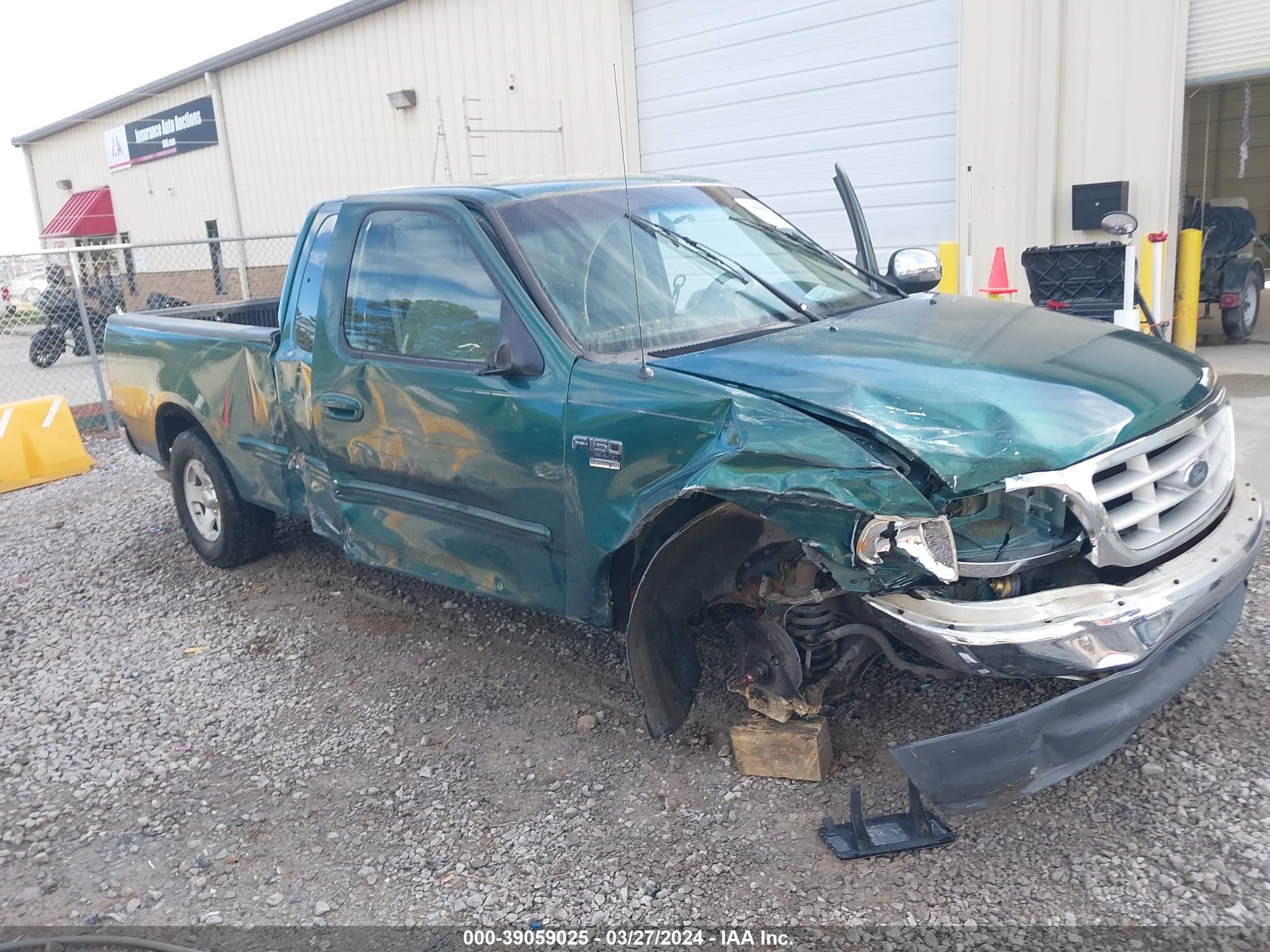 Photo 5 VIN: 1FTRX17L0XNA04815 - FORD F-150 