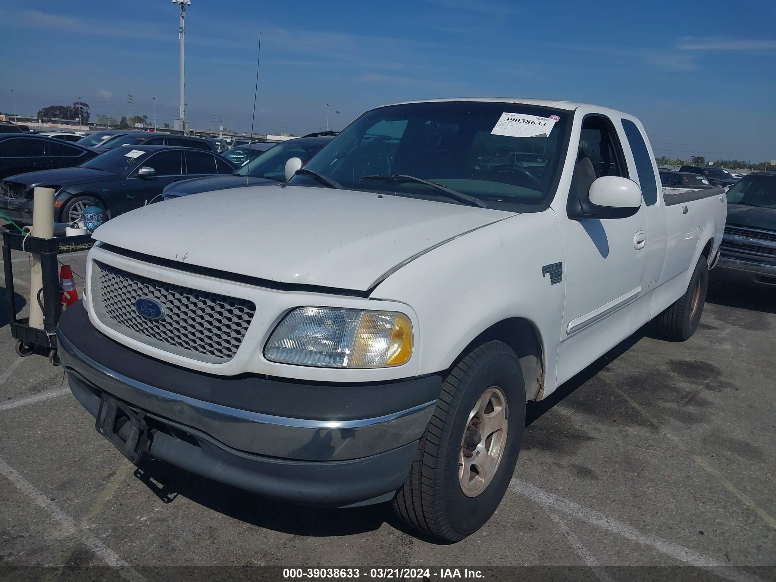 Photo 1 VIN: 1FTRX17L0YNB49919 - FORD F-150 