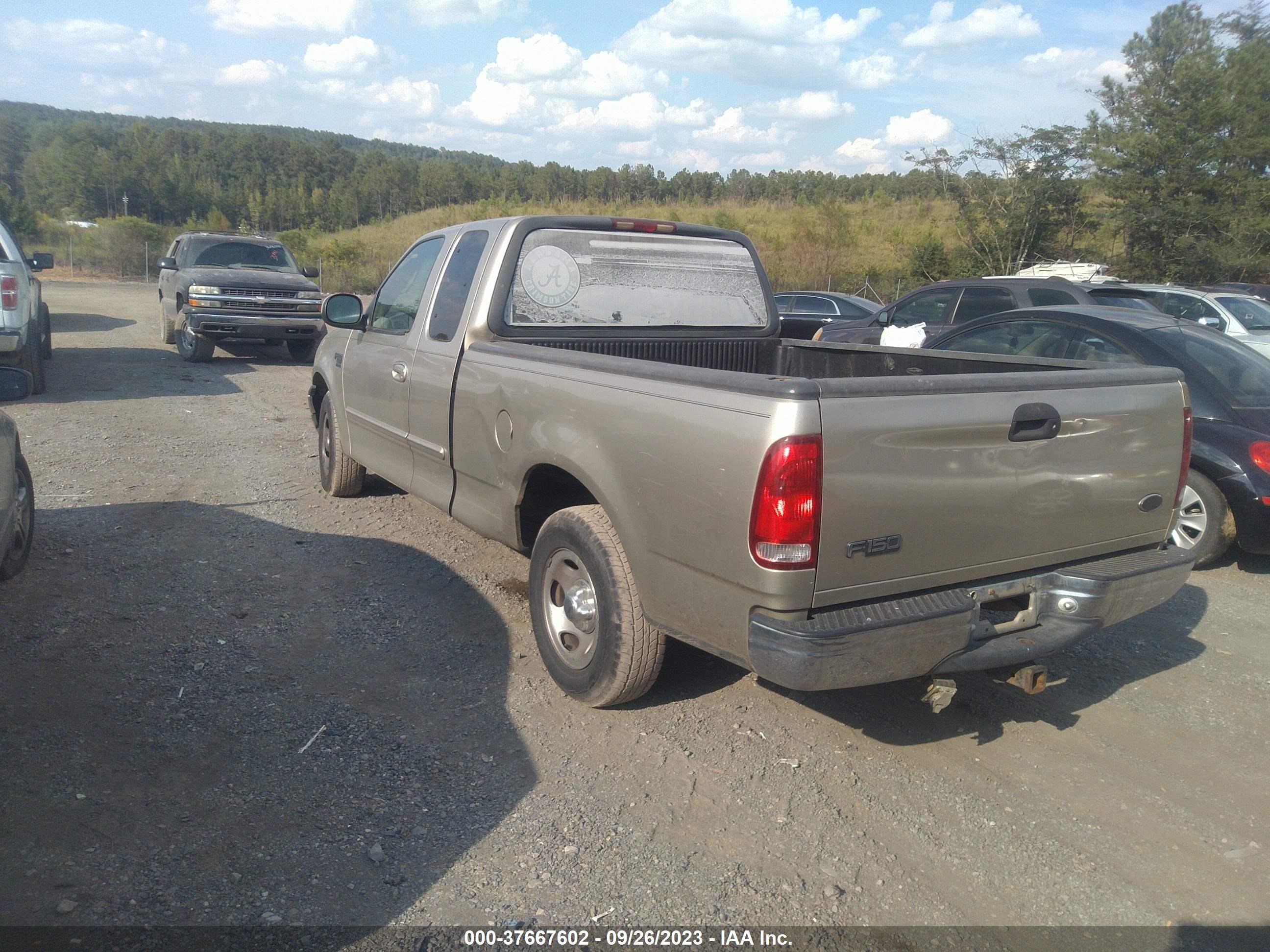 Photo 2 VIN: 1FTRX17L2YNA35372 - FORD F-150 