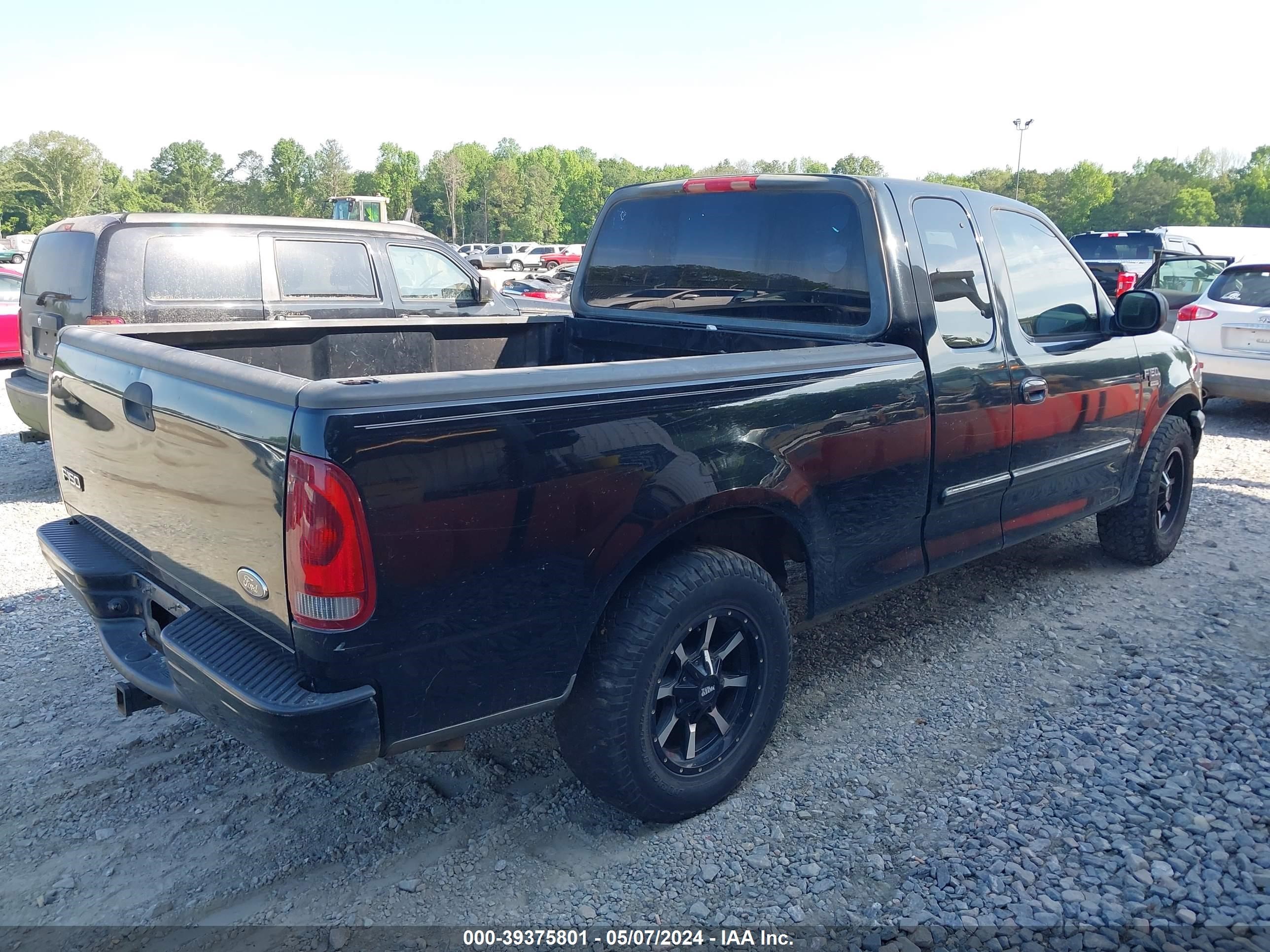 Photo 3 VIN: 1FTRX17L33NA55476 - FORD F-150 