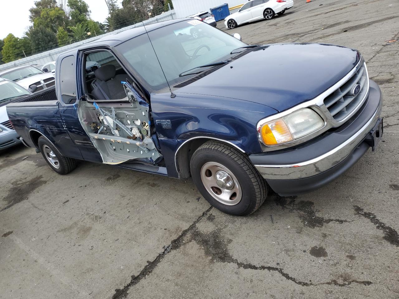 Photo 3 VIN: 1FTRX17W02KE36308 - FORD F-150 