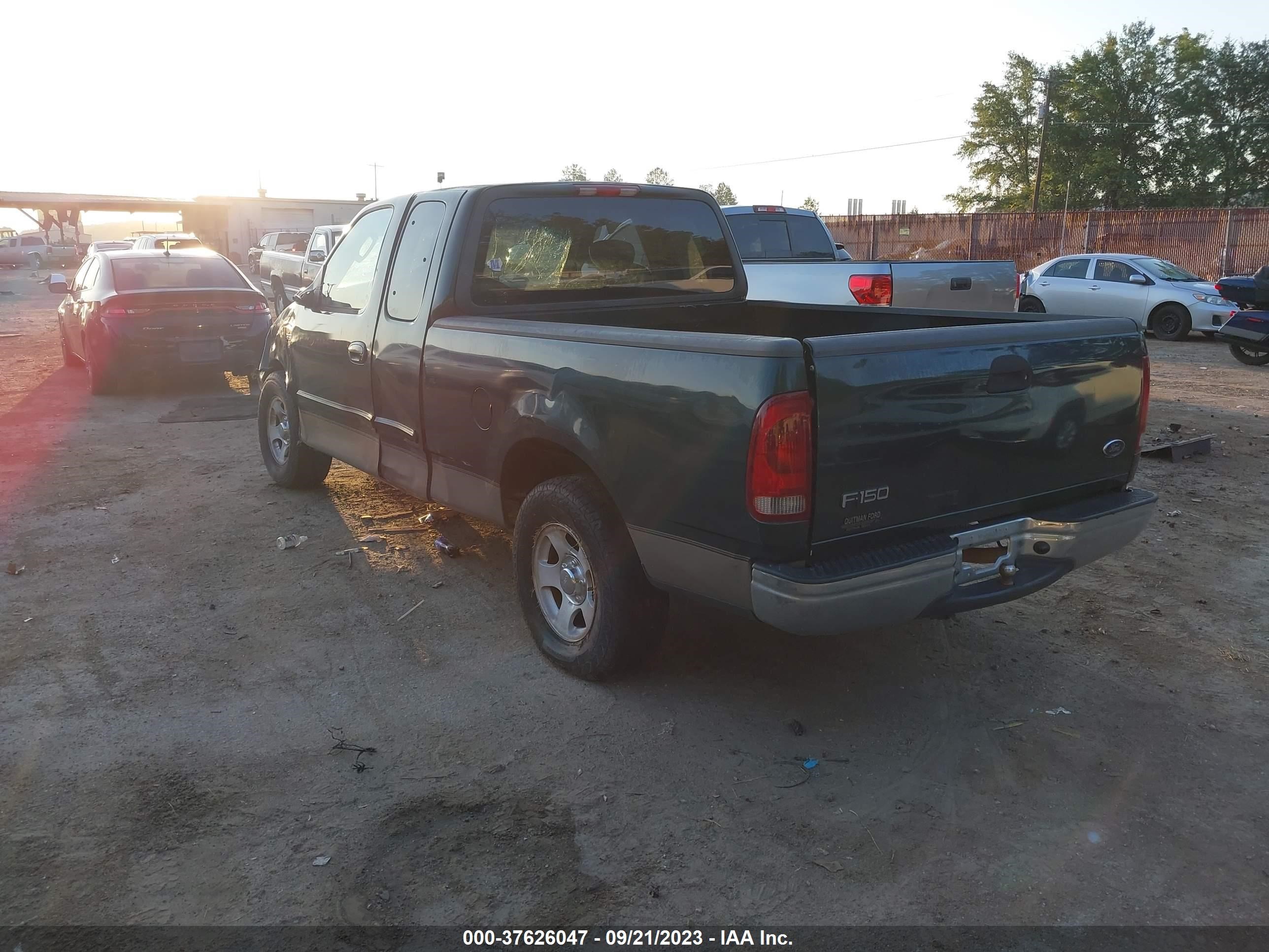 Photo 2 VIN: 1FTRX17W02NB56077 - FORD F-150 