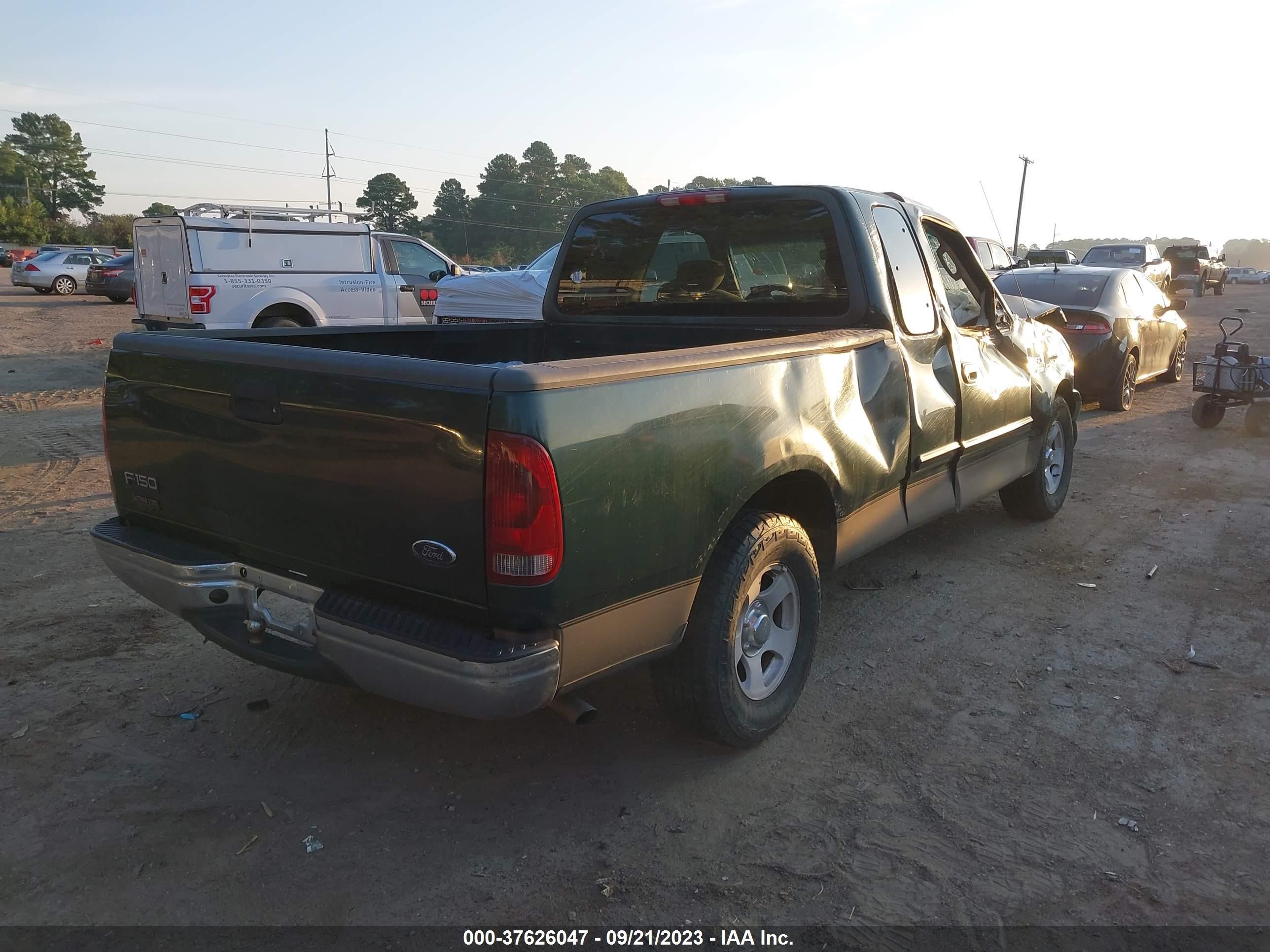 Photo 3 VIN: 1FTRX17W02NB56077 - FORD F-150 