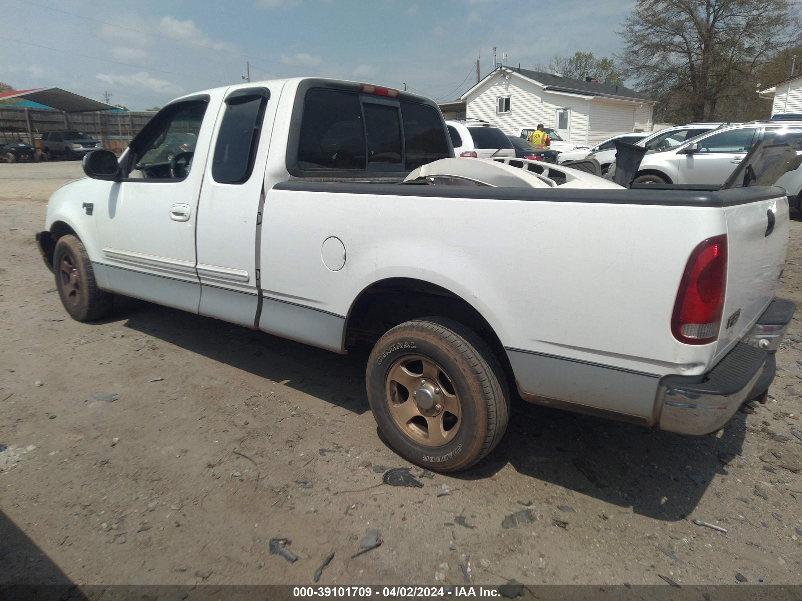 Photo 2 VIN: 1FTRX17W4YNA70652 - FORD F-150 