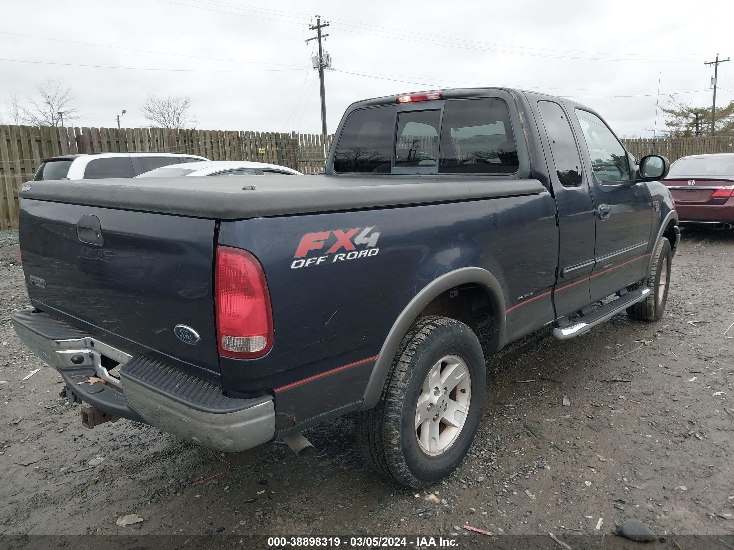 Photo 3 VIN: 1FTRX18L03NA61640 - FORD F-150 