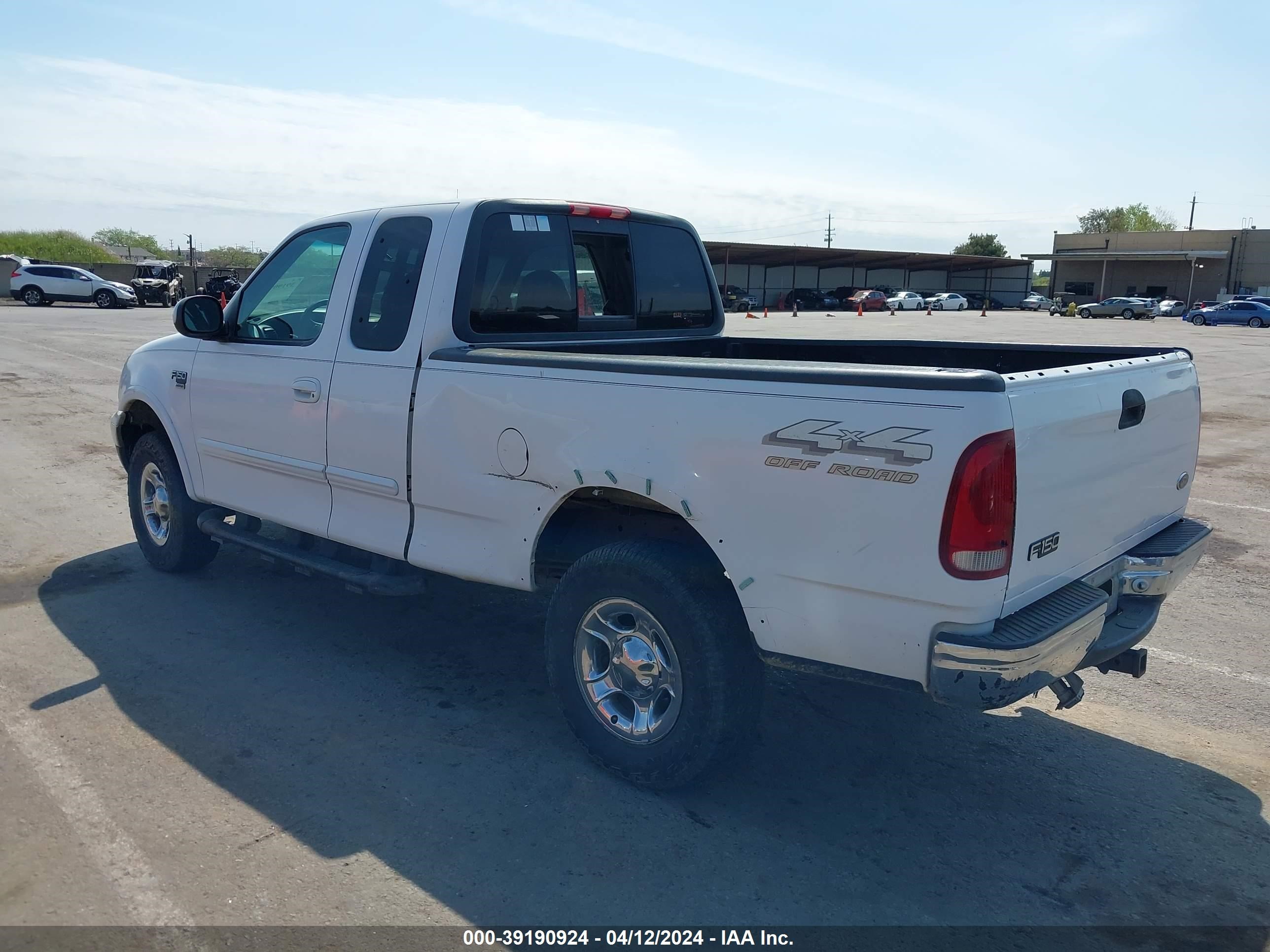 Photo 2 VIN: 1FTRX18L0XKA94273 - FORD F-150 