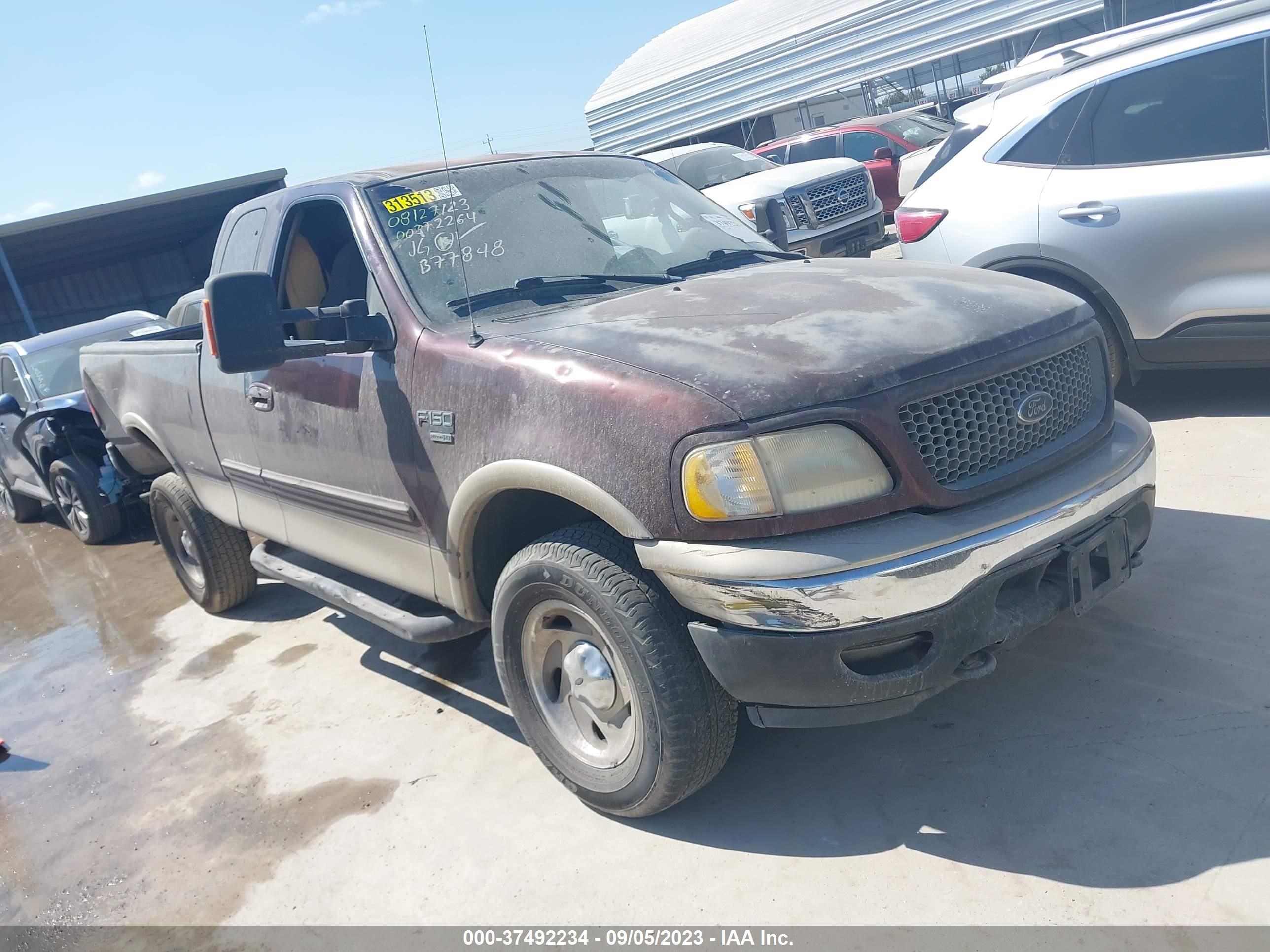 Photo 0 VIN: 1FTRX18L2YNB77848 - FORD F-150 