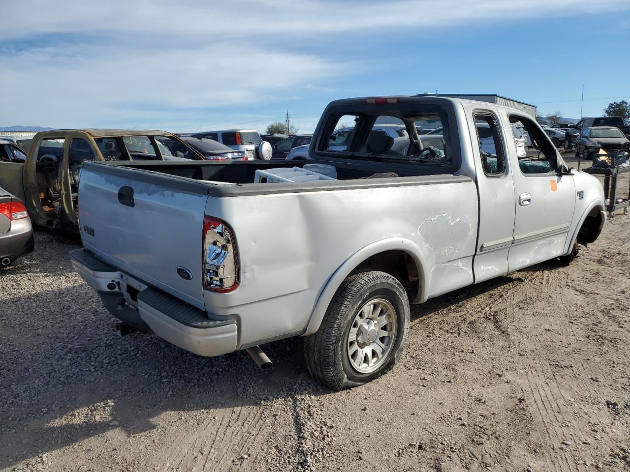 Photo 2 VIN: 1FTRX18L61NA89830 - FORD F-150 