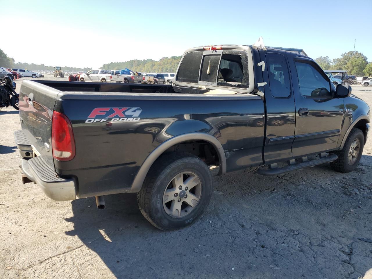 Photo 2 VIN: 1FTRX18L62NA52942 - FORD F-150 