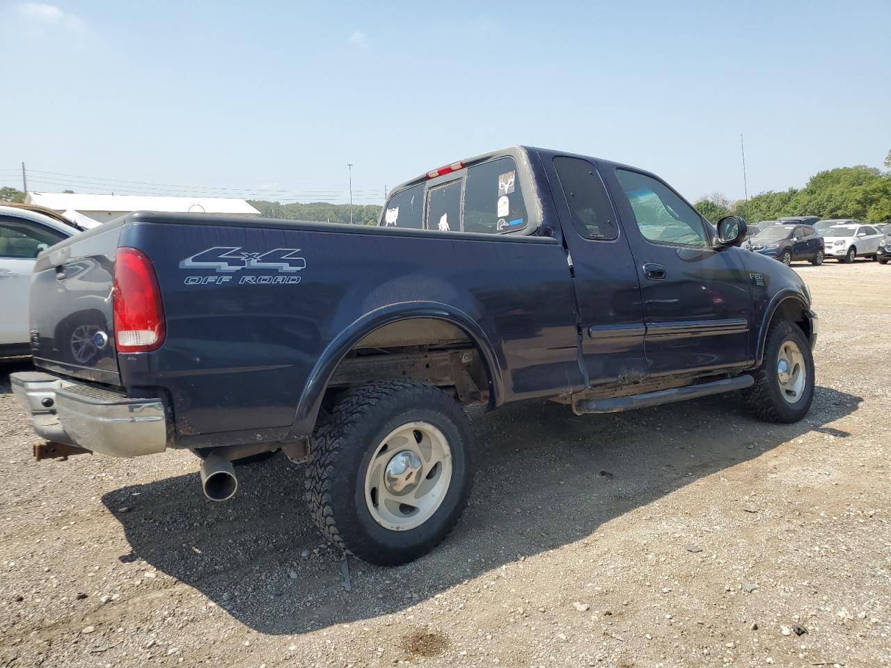 Photo 2 VIN: 1FTRX18L6YKB32980 - FORD F-150 