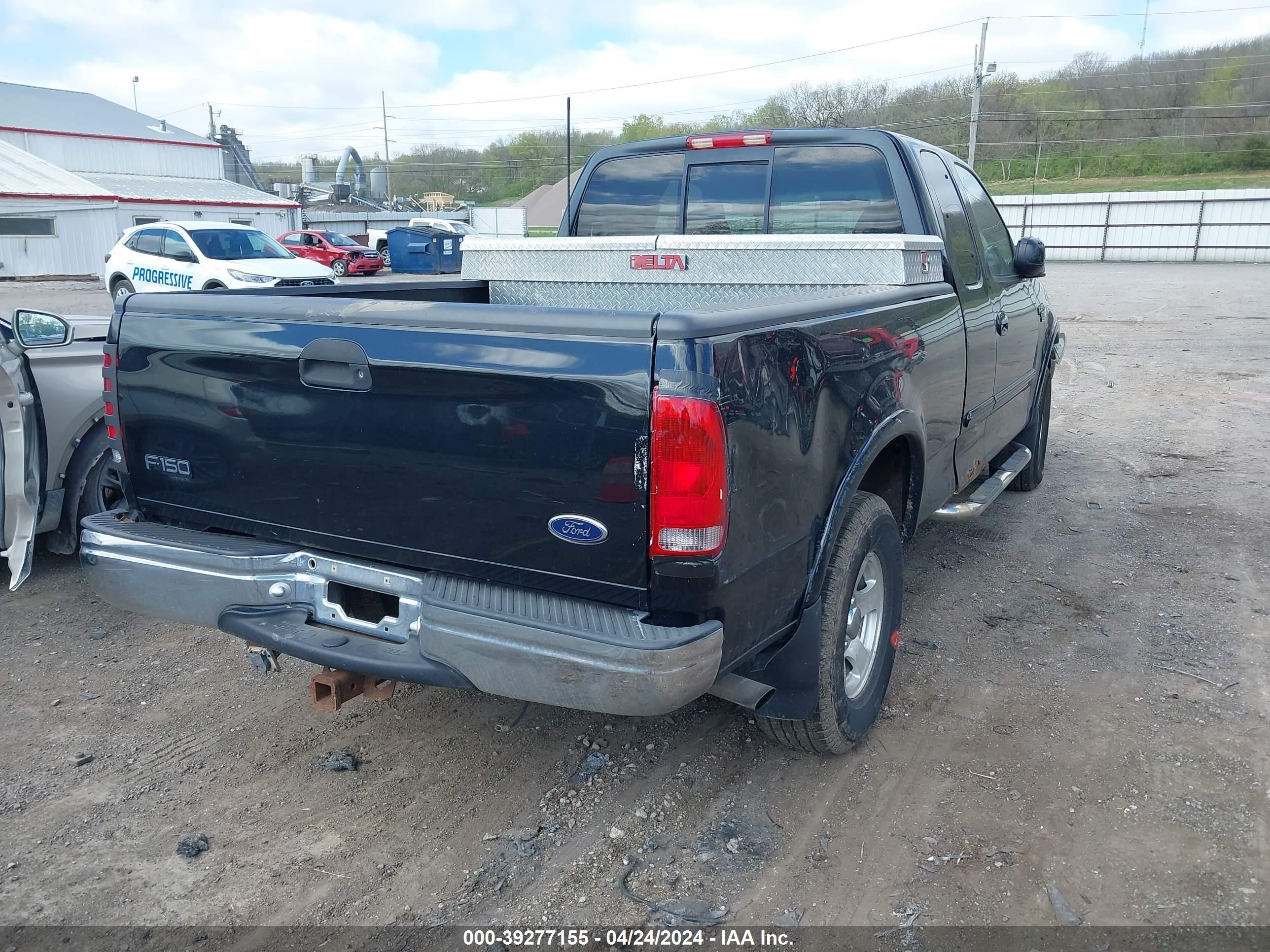 Photo 3 VIN: 1FTRX18L9XNA98773 - FORD F-150 