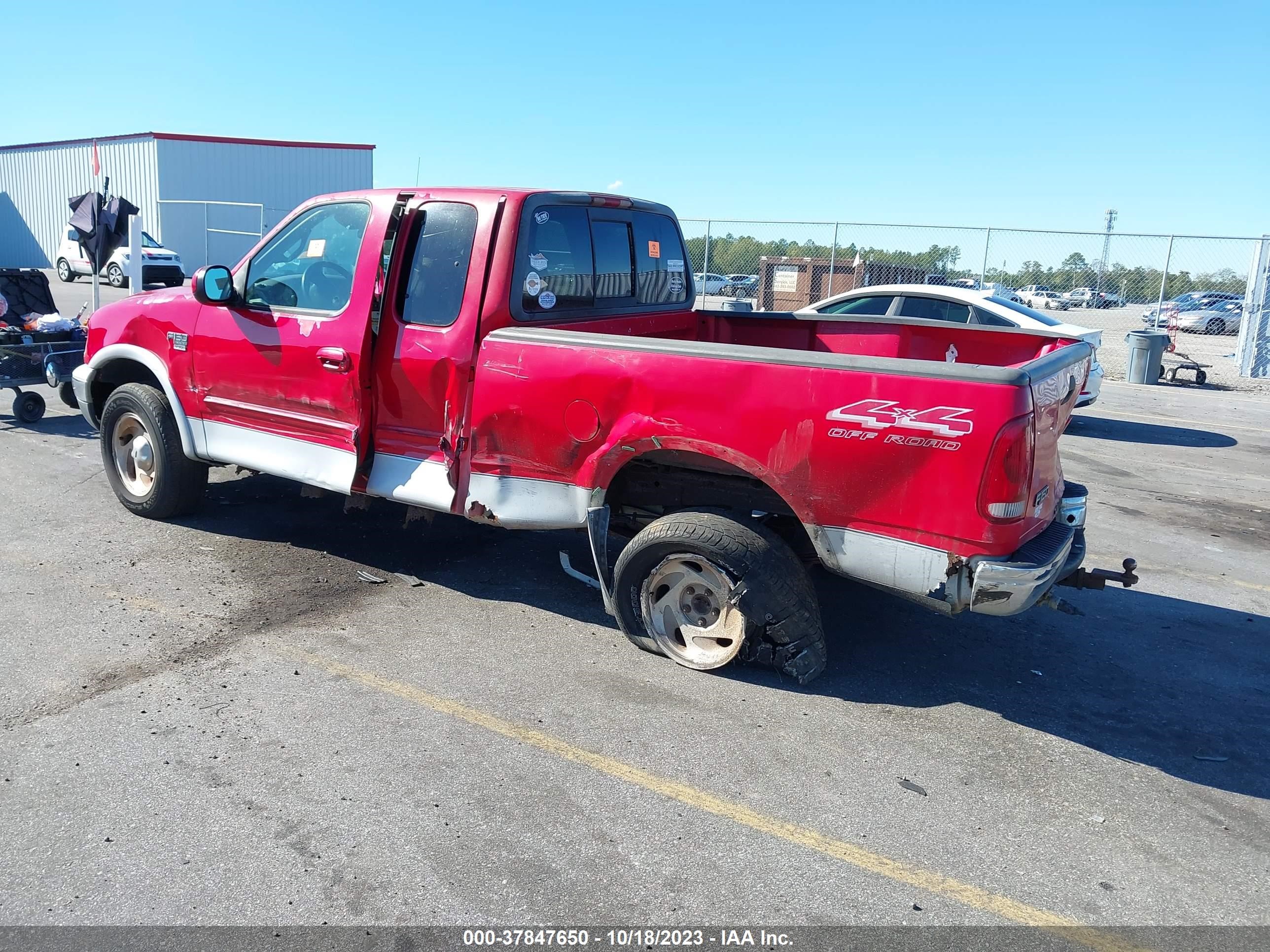 Photo 2 VIN: 1FTRX18L9YNB45608 - FORD F-150 