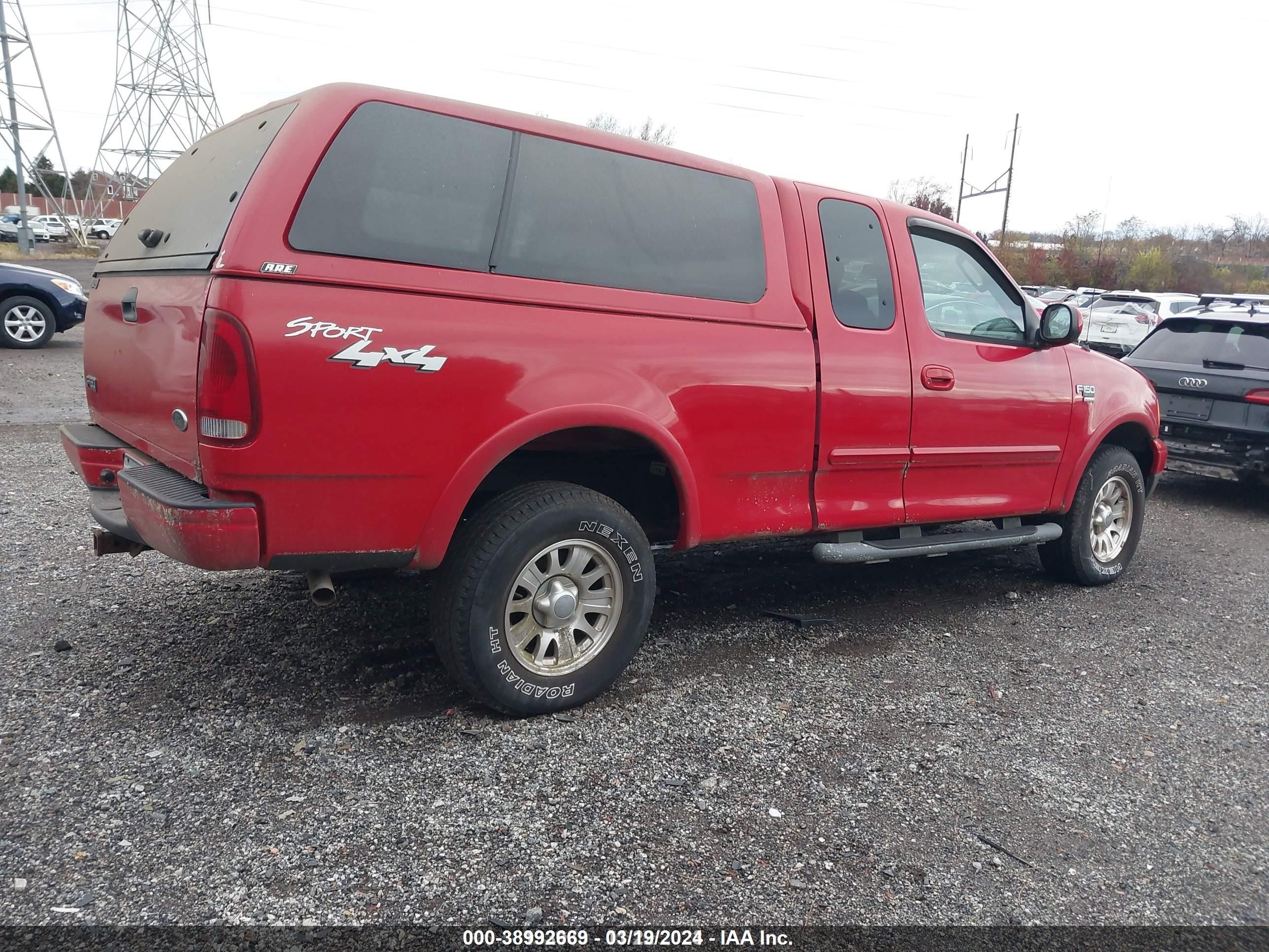 Photo 2 VIN: 1FTRX18W02NC09083 - FORD F-150 