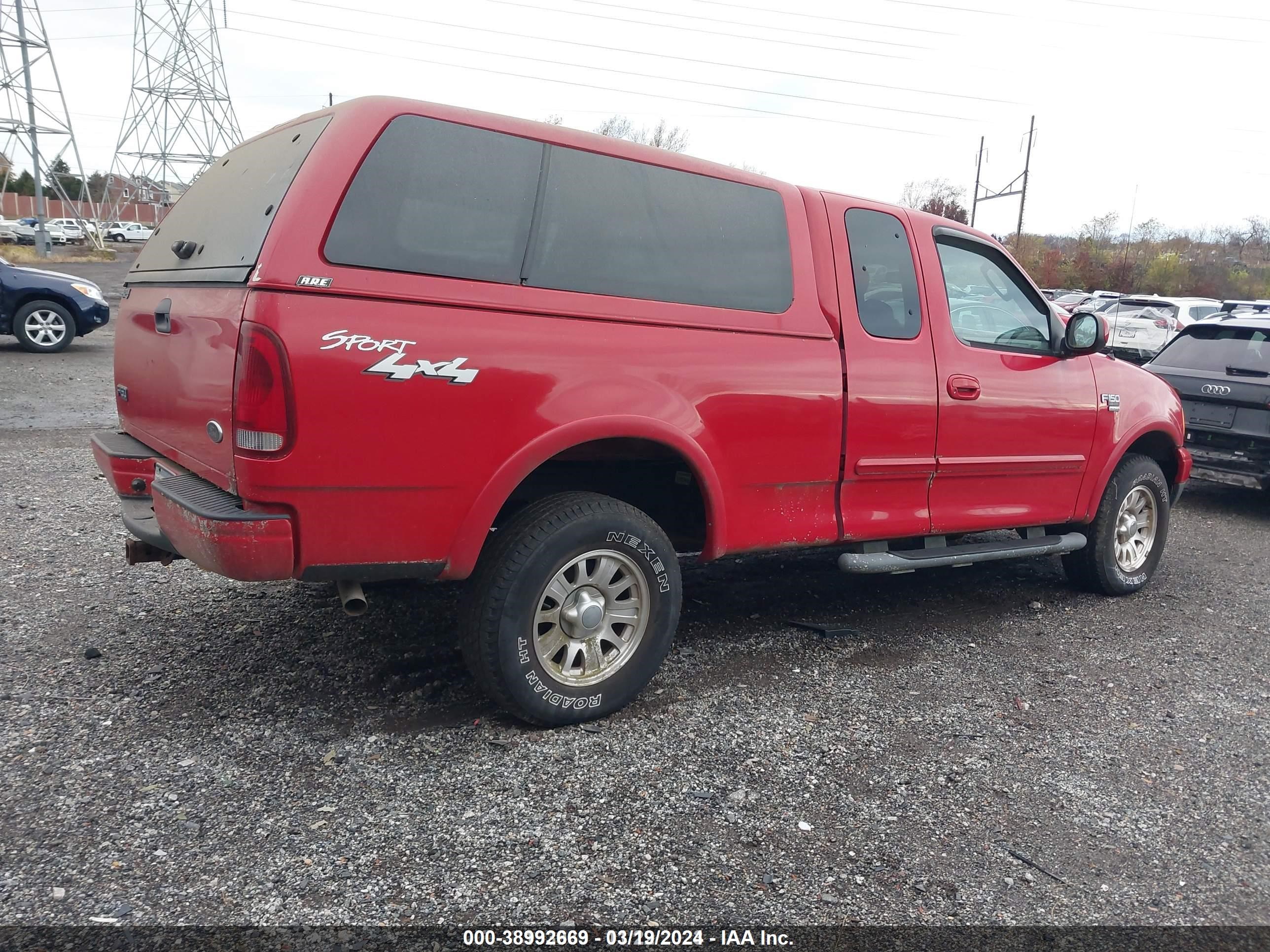 Photo 4 VIN: 1FTRX18W02NC09083 - FORD F-150 