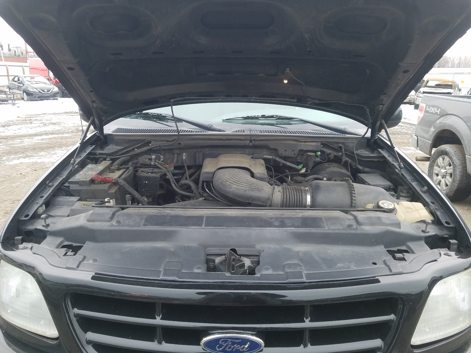 Photo 6 VIN: 1FTRX18W03NB92190 - FORD F150 