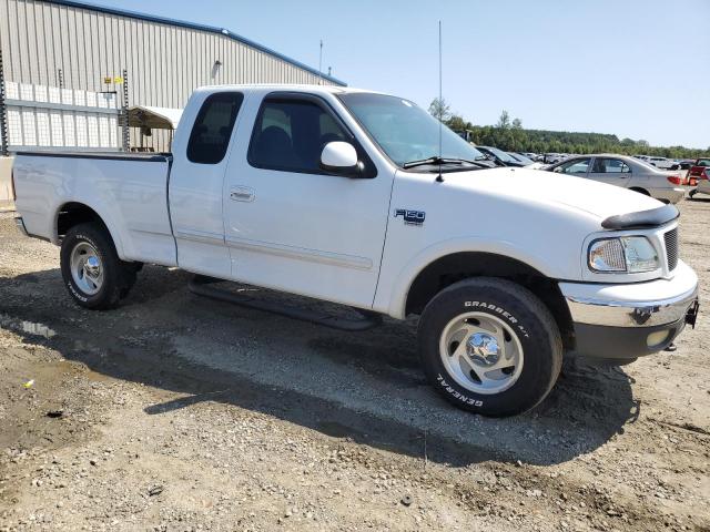 Photo 3 VIN: 1FTRX18W0YKA32626 - FORD F150 