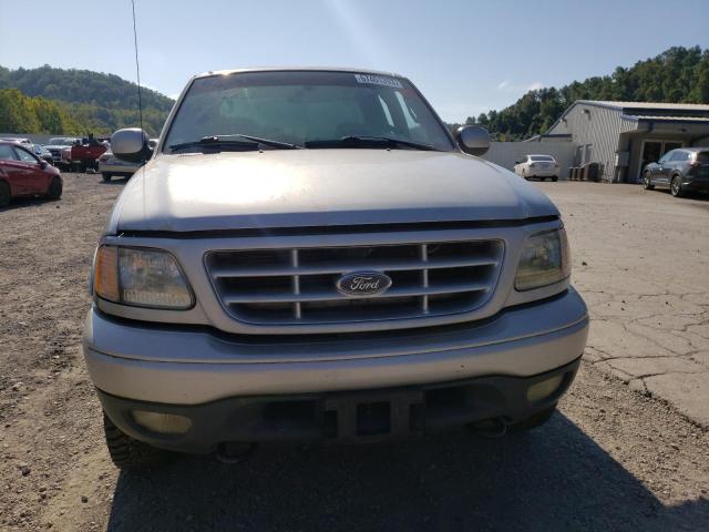 Photo 4 VIN: 1FTRX18W42NA46941 - FORD F150 