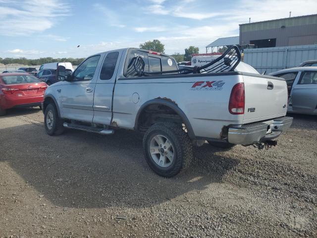 Photo 1 VIN: 1FTRX18W42NA87201 - FORD F150 