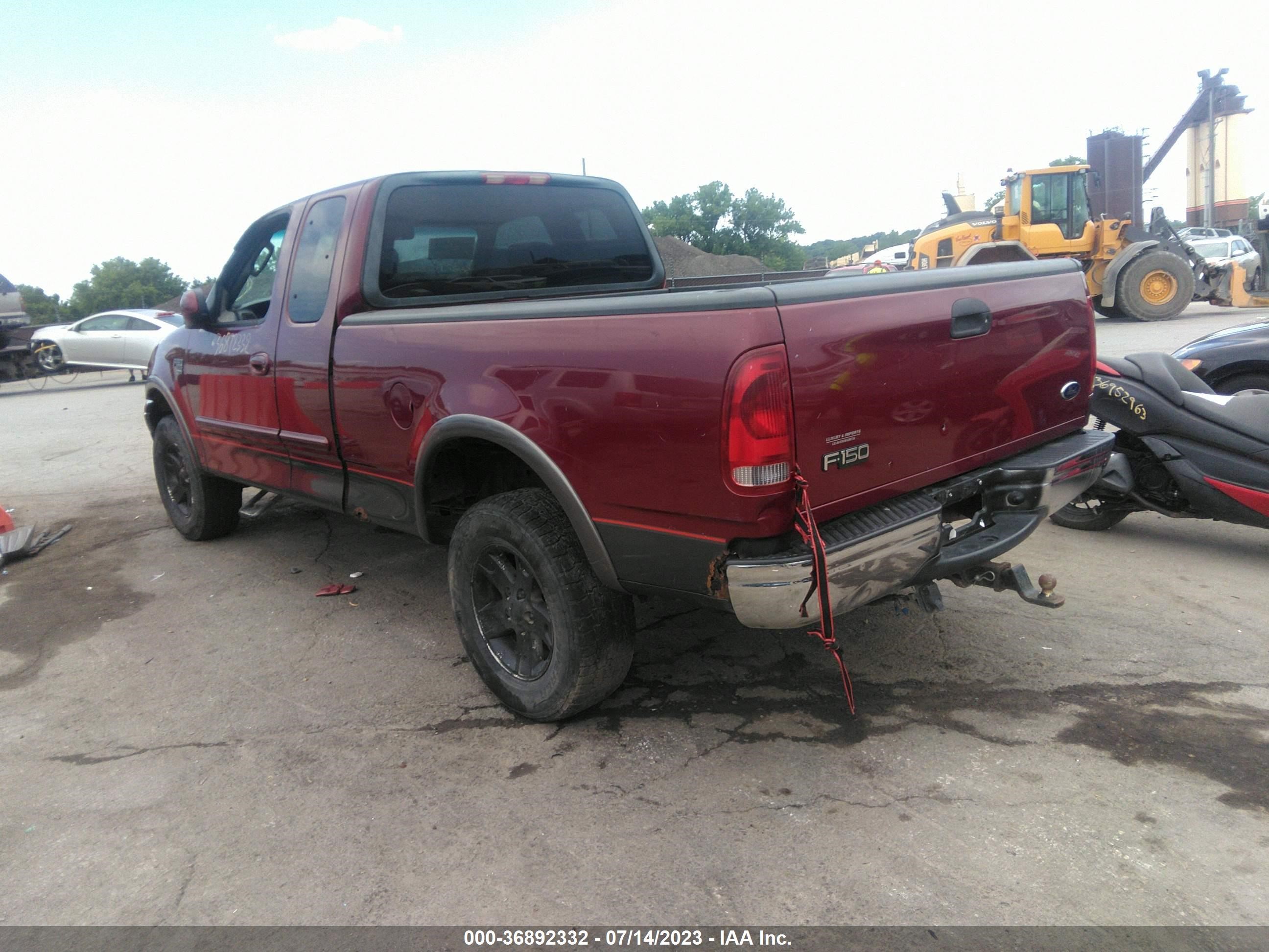 Photo 2 VIN: 1FTRX18W73NA16656 - FORD F-150 