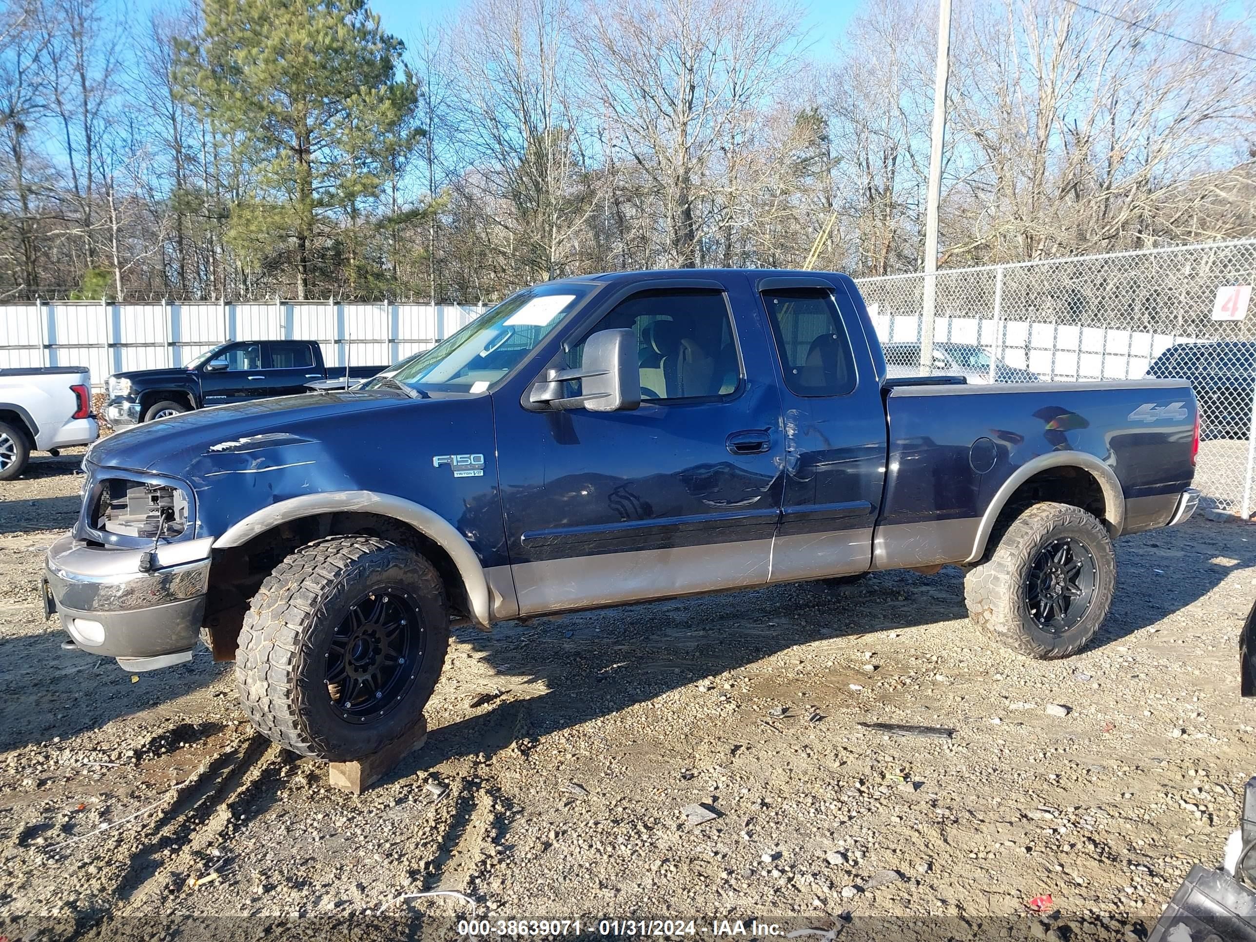 Photo 12 VIN: 1FTRX18W92NB30947 - FORD F-150 