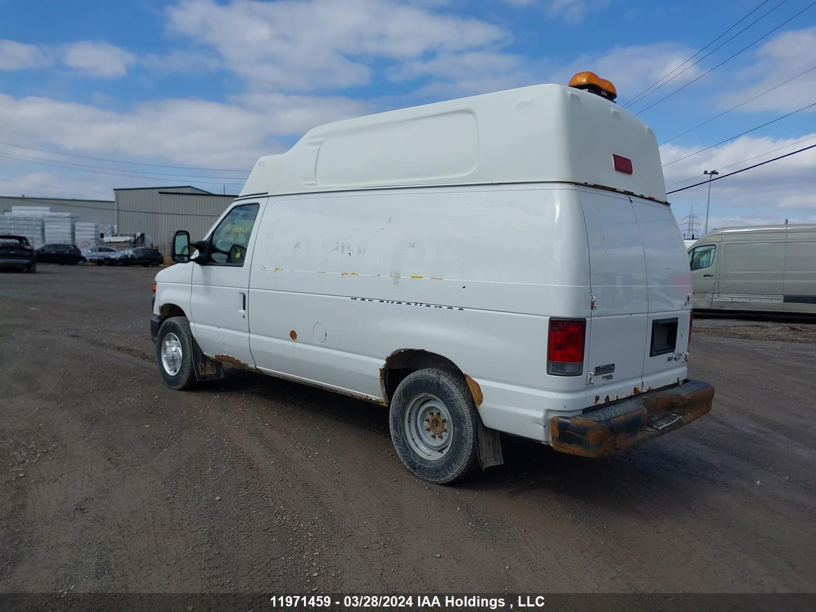 Photo 2 VIN: 1FTSE3EL0DDA42343 - FORD ECONOLINE 