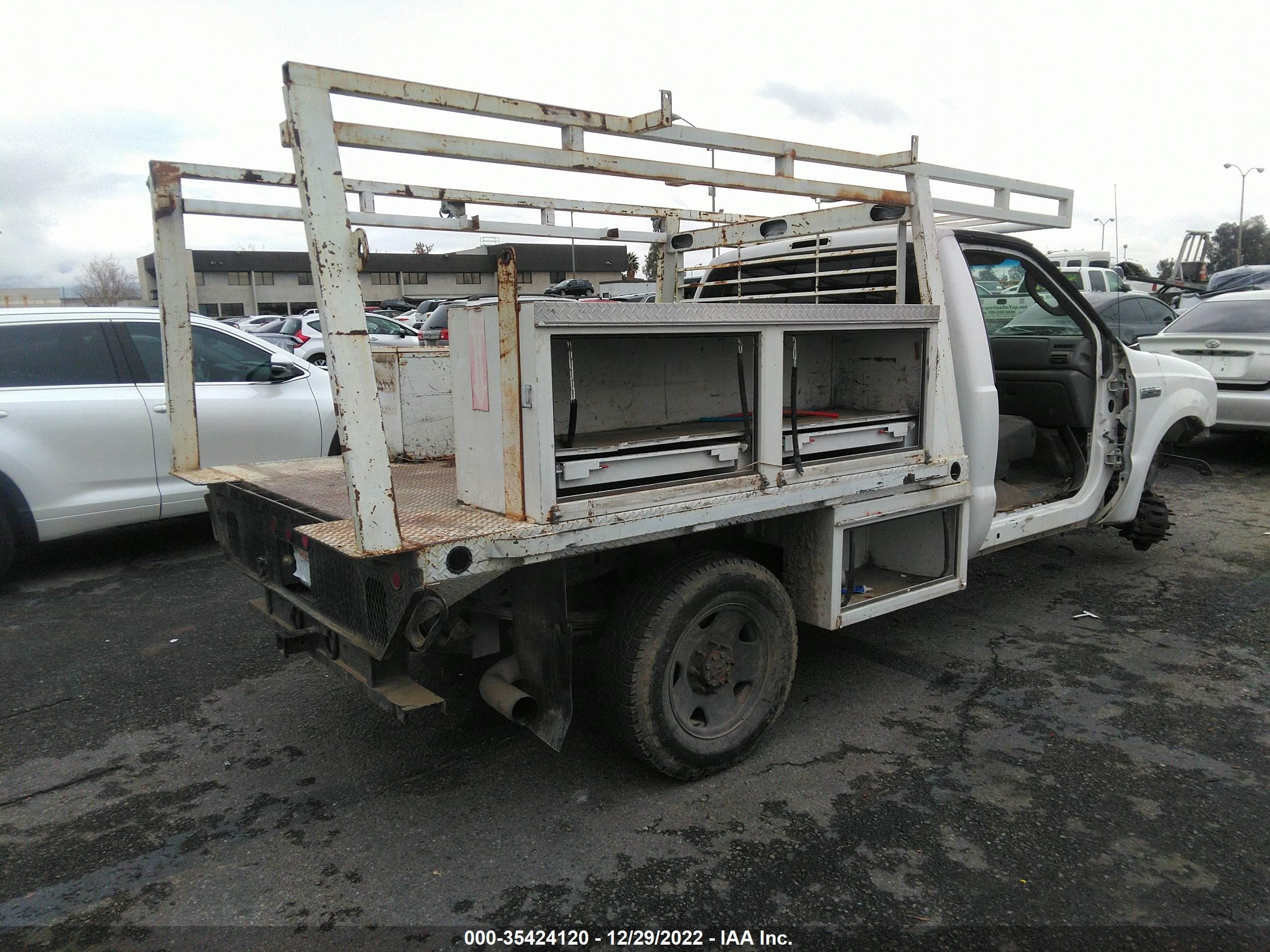 Photo 3 VIN: 1FTSF20P06EA53910 - FORD F250 