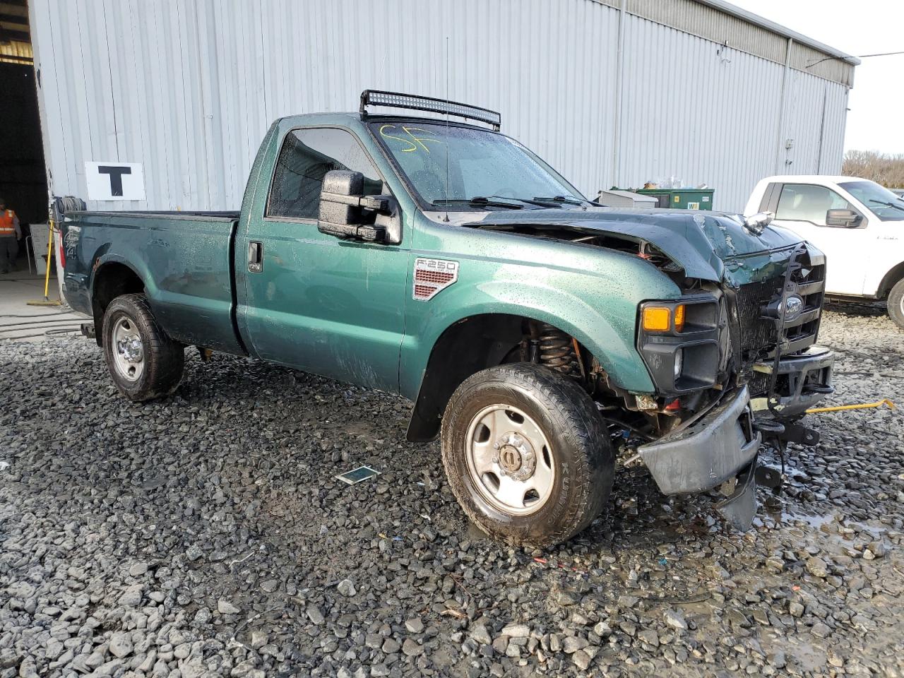 Photo 3 VIN: 1FTSF21R09EA31734 - FORD F250 