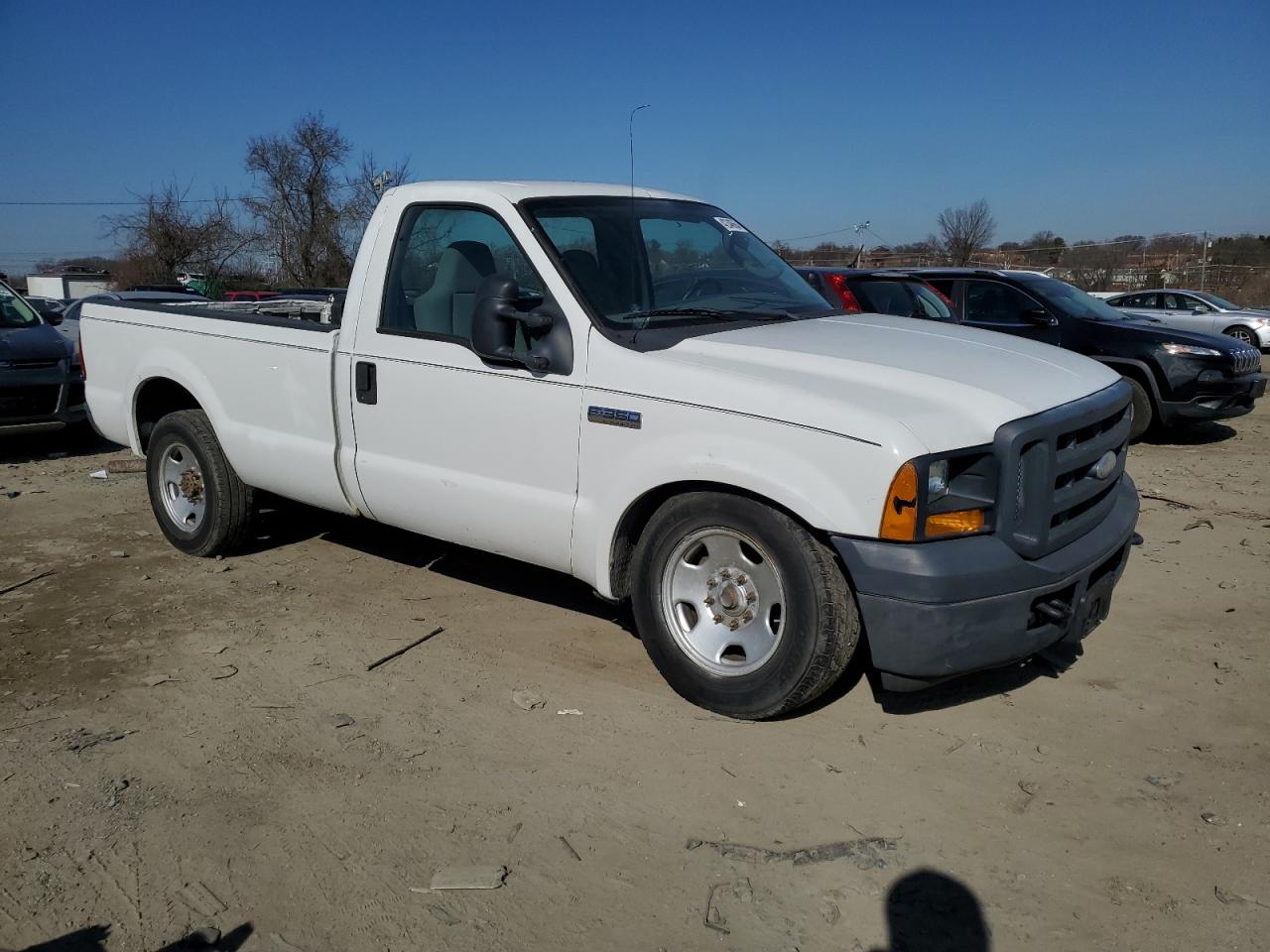 Photo 4 VIN: 1FTSF30556ED72126 - FORD F350 